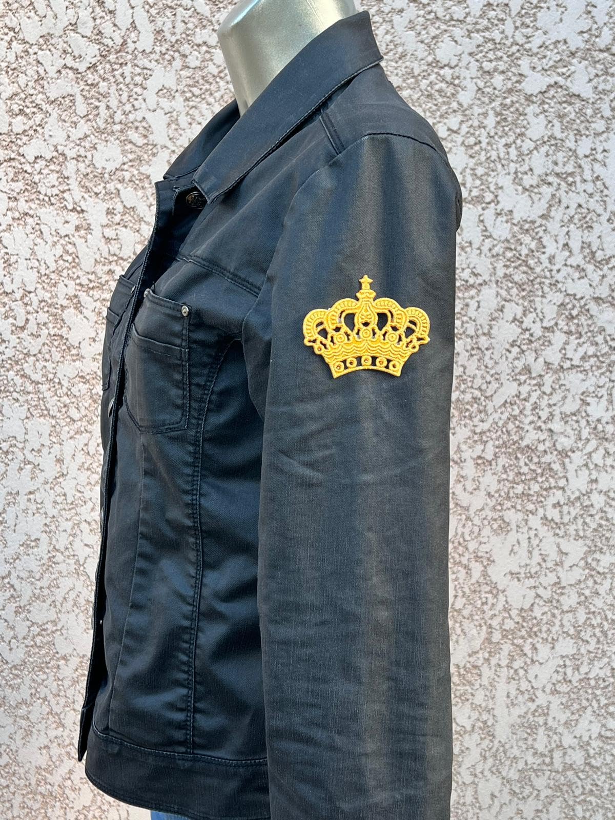 Toppa Termoadesiva Ricamata A Forma Di Corona Oro, 8x6,5 Cm, Per Jeans, Stoffa E Accessori Bambina