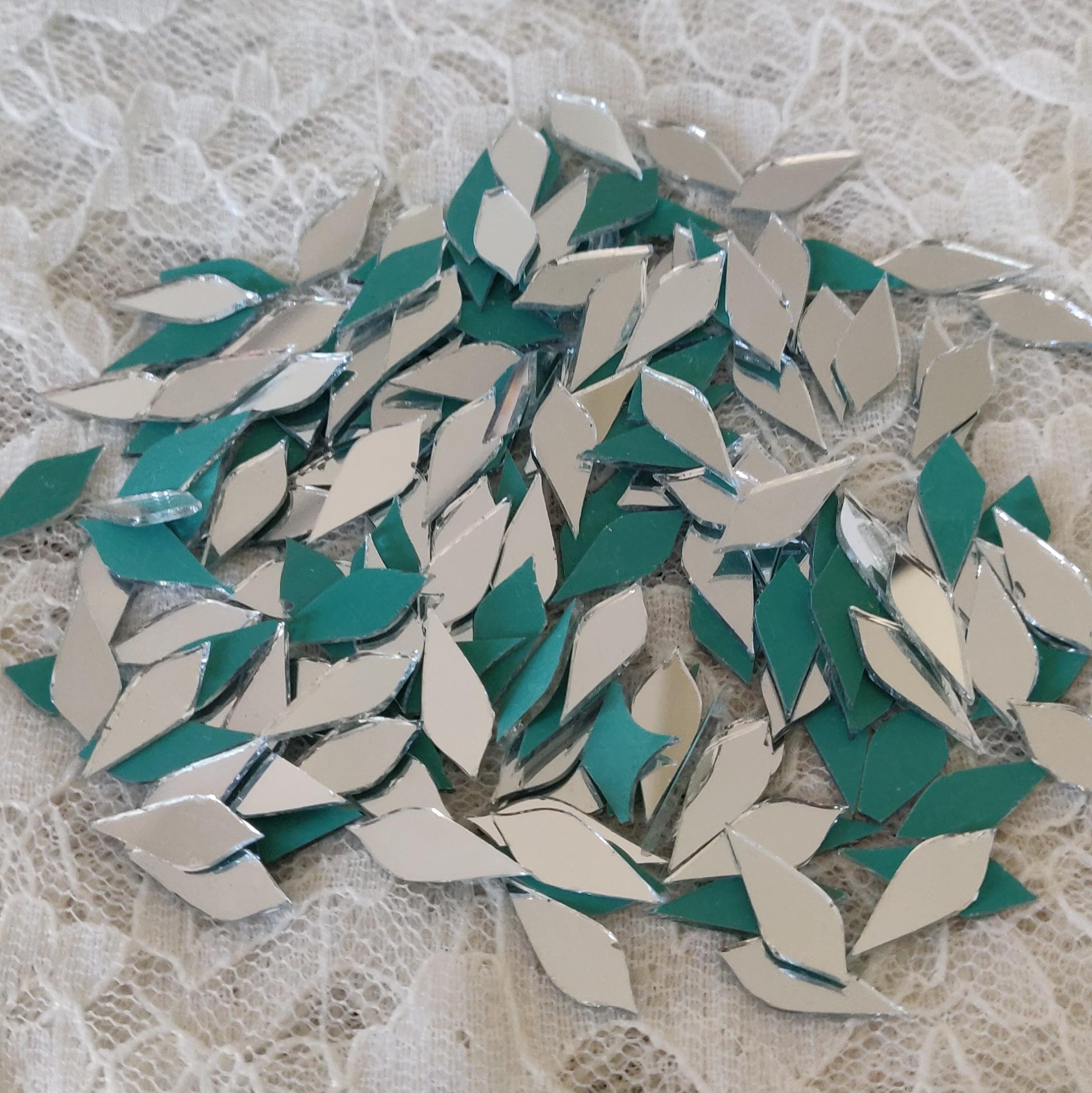 ilika9 - Premium Shape Mirror for Lippan Art - Leaf - 7 * 17mm - 100 GMS. (550 pcs)