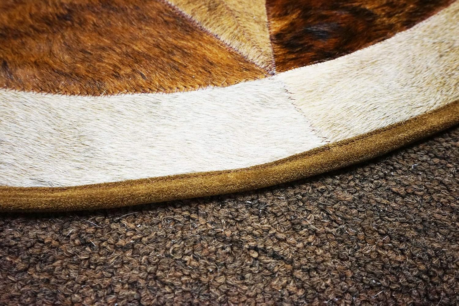 RODEO Texas Star Patch Work Cowhide Rug with linging Diameter 40 in (Pecan)