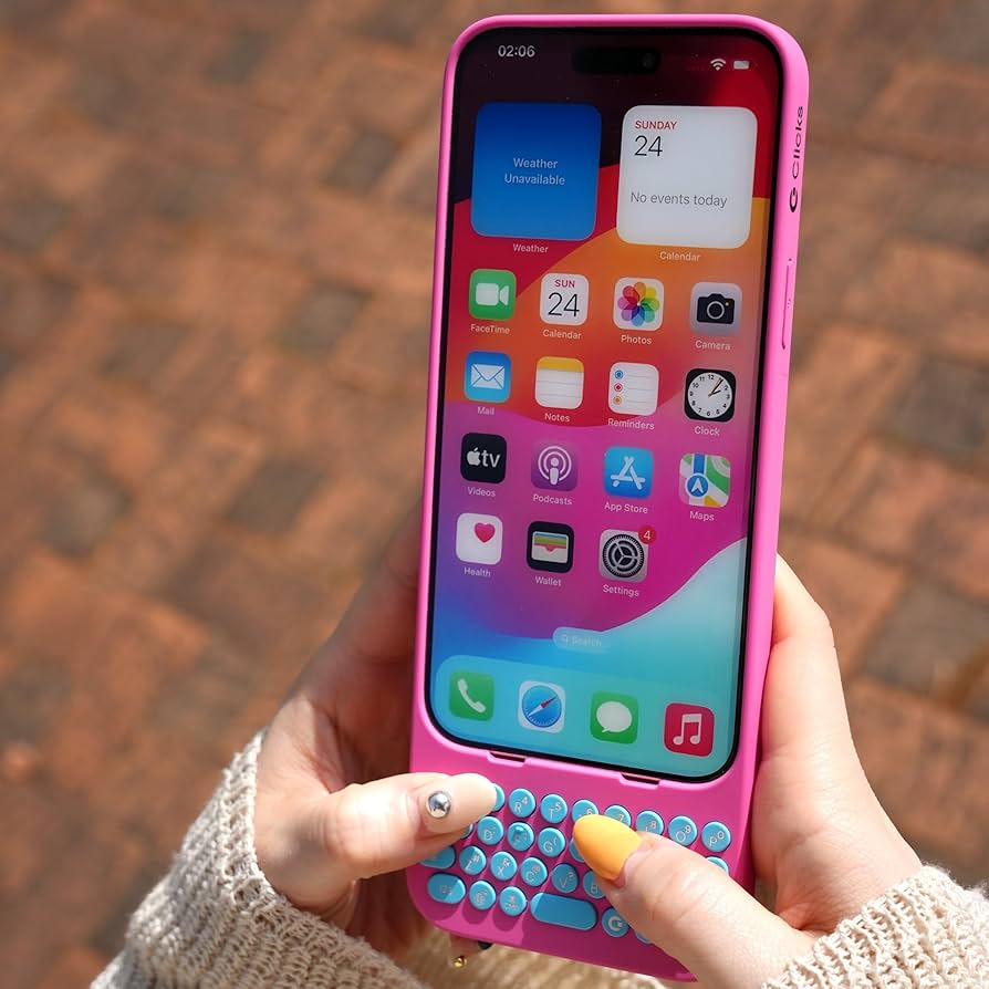 Amazon.co.jp: Clicks(クリックス) iPhone 15 Pro 用 キーボード