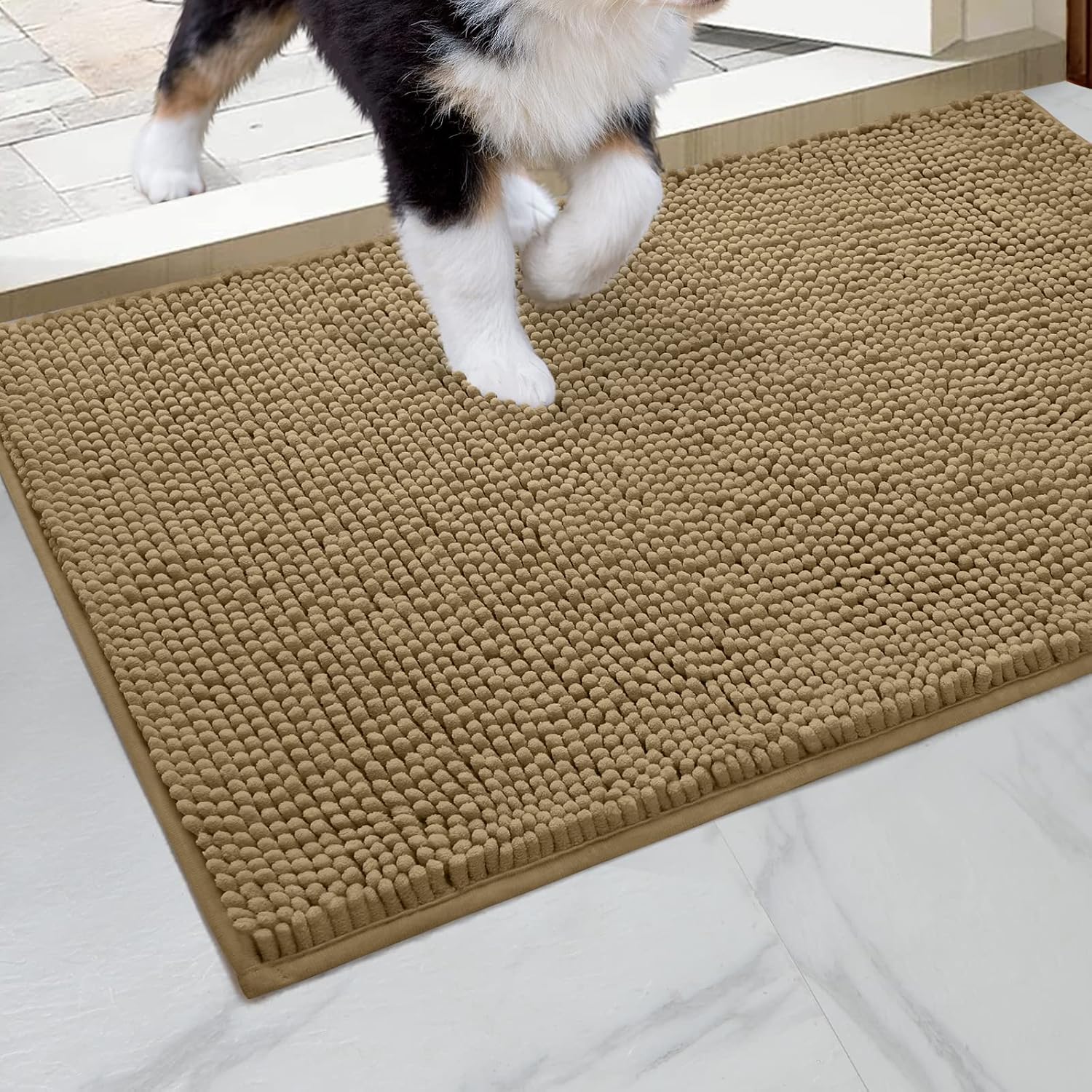 HOMEIDEAS Durable Chenille Absorbent Door Mat Indoor, 20“x32”, Soft, Traps Water and Moisture, for Shoes and Dog Paws, Machine Washable Rug Doormat for Entryway, Garage, Patio, Taupe