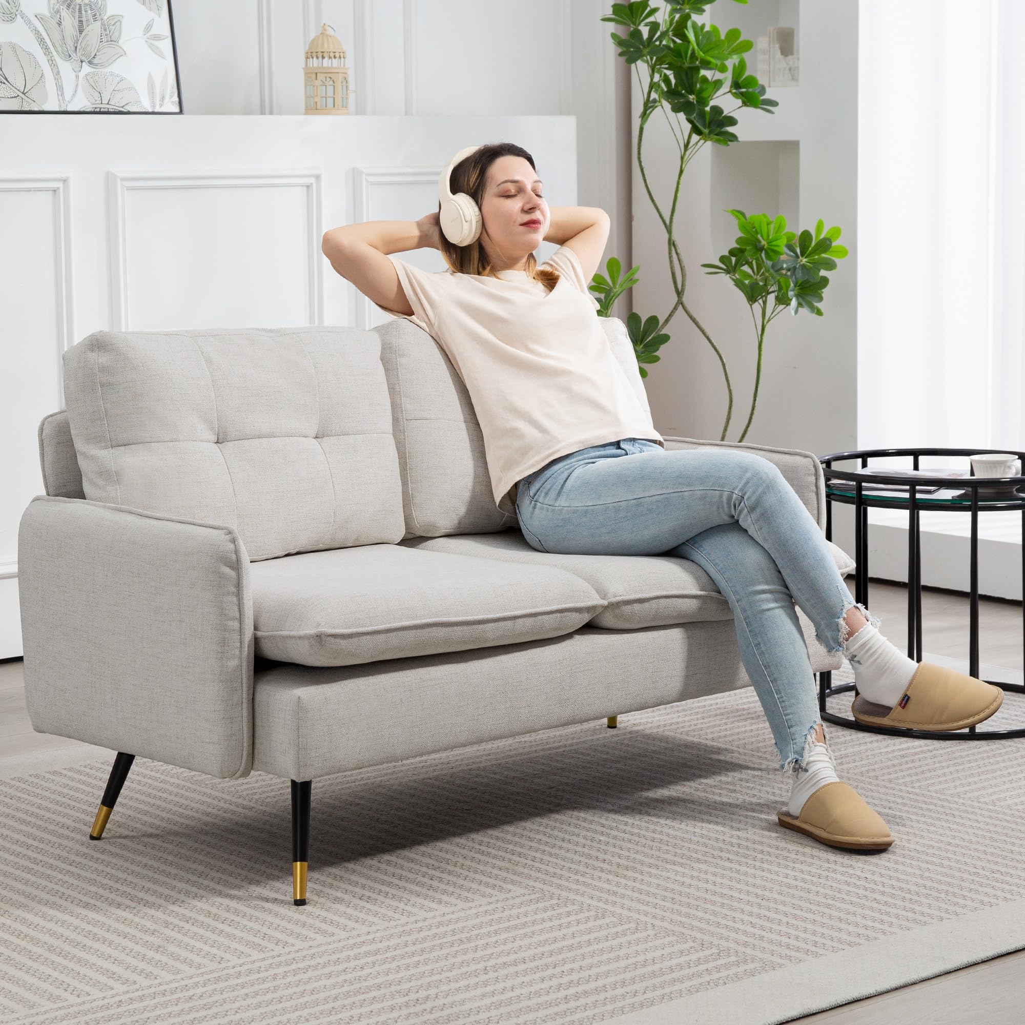 HOMCOM Sofá de 2 Plazas Tapizado en Lino Sofá de Salón 139 cm con Cojines Reposabrazos y Patas de Acero para Dormitorio Oficina Carga 240 kg Crema