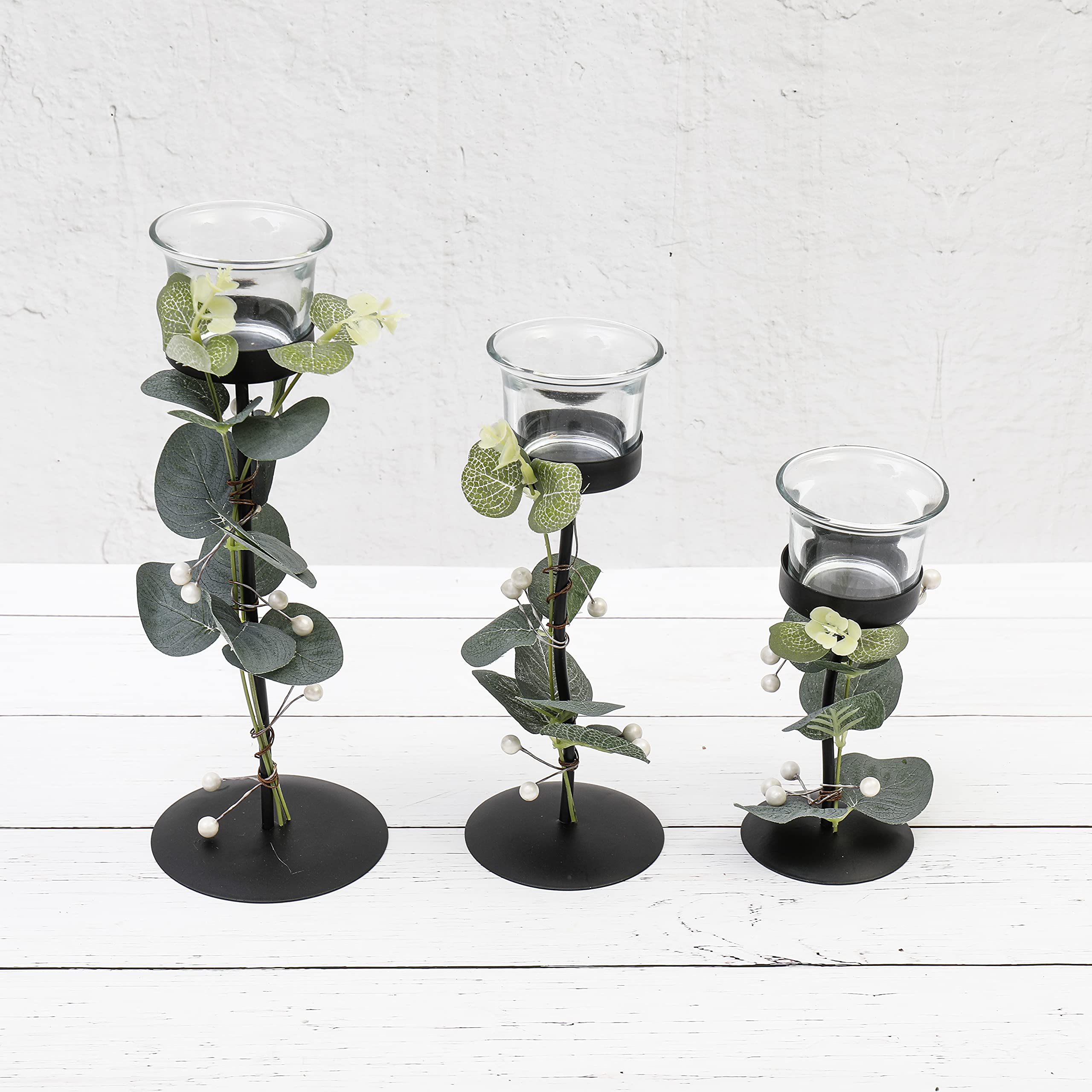 Annibells Black Set Of 3 Metal & Glass Christmas Tea Light Holders With Eucalyptus & White Berries