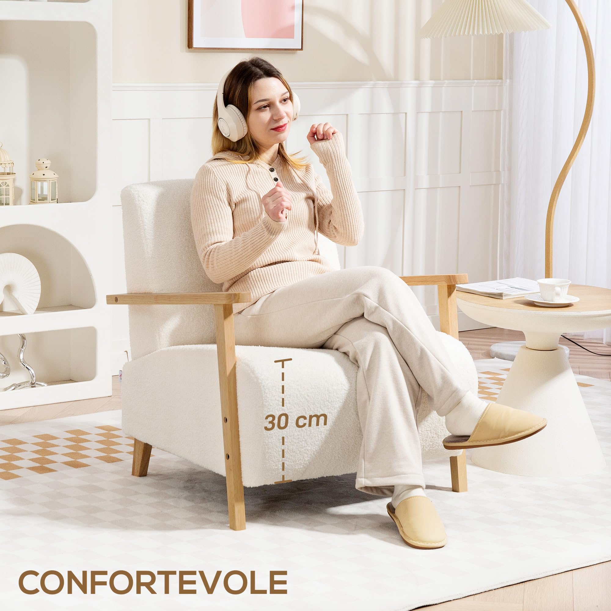 HOMCOM Poltrona da Salotto con Rivestimento in Tessuto Sherpa, Poltroncina da Camera Stile Nordico con Braccioli e Gambe in Legno di Gomma, Imbottitura Spessa, Crema
