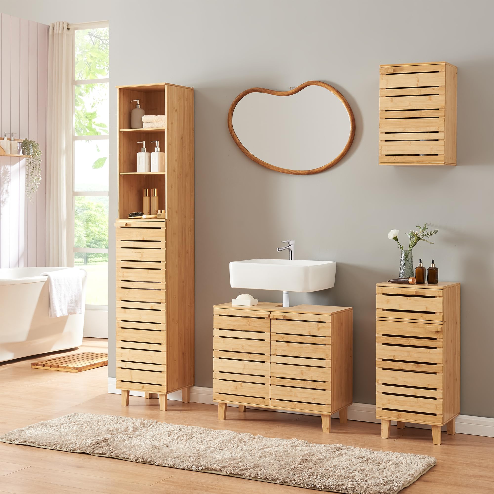 [en.casa] Mobile a Colonna da Terra per Bagno Lavanderia Corridoio Mobile Alto 180 x 33 x 30 cm con Scomparti Aperti e Chiusi da Anta e Ripiano - Bambù Naturale