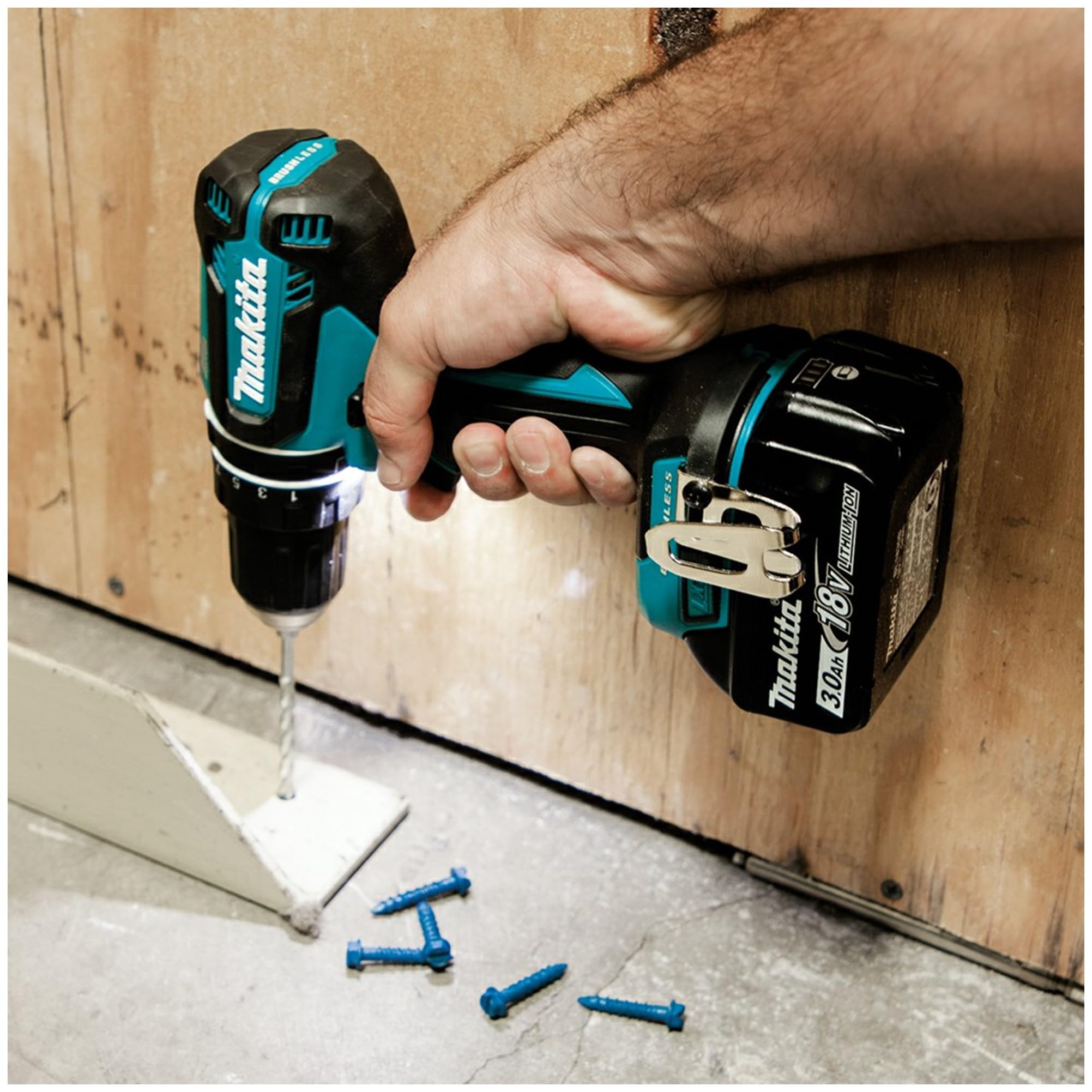 Parafusadeira e Furadeira de impacto Makita 18V Dhp485rf1j Maleta