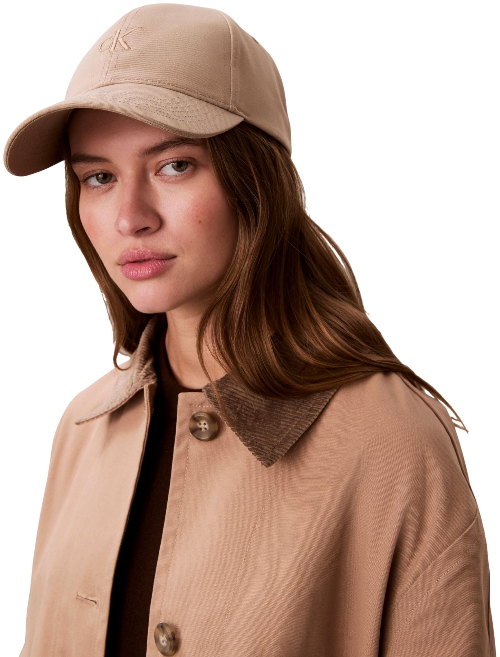 Calvin Klein Monogram Embroidery Baseball Cap Lv04k5024g - Tapa Mujer