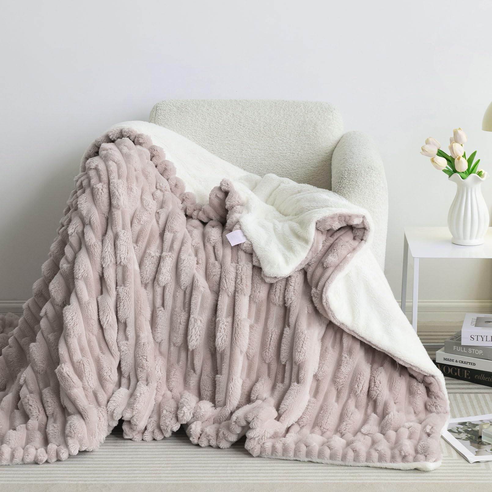 Manta mullida con textura suave de ensueño, extra cálida para invierno, ideal como manta de sofá y colcha de cama, buen regalo para mujeres (geometría taupe, 150 x 200 cm)