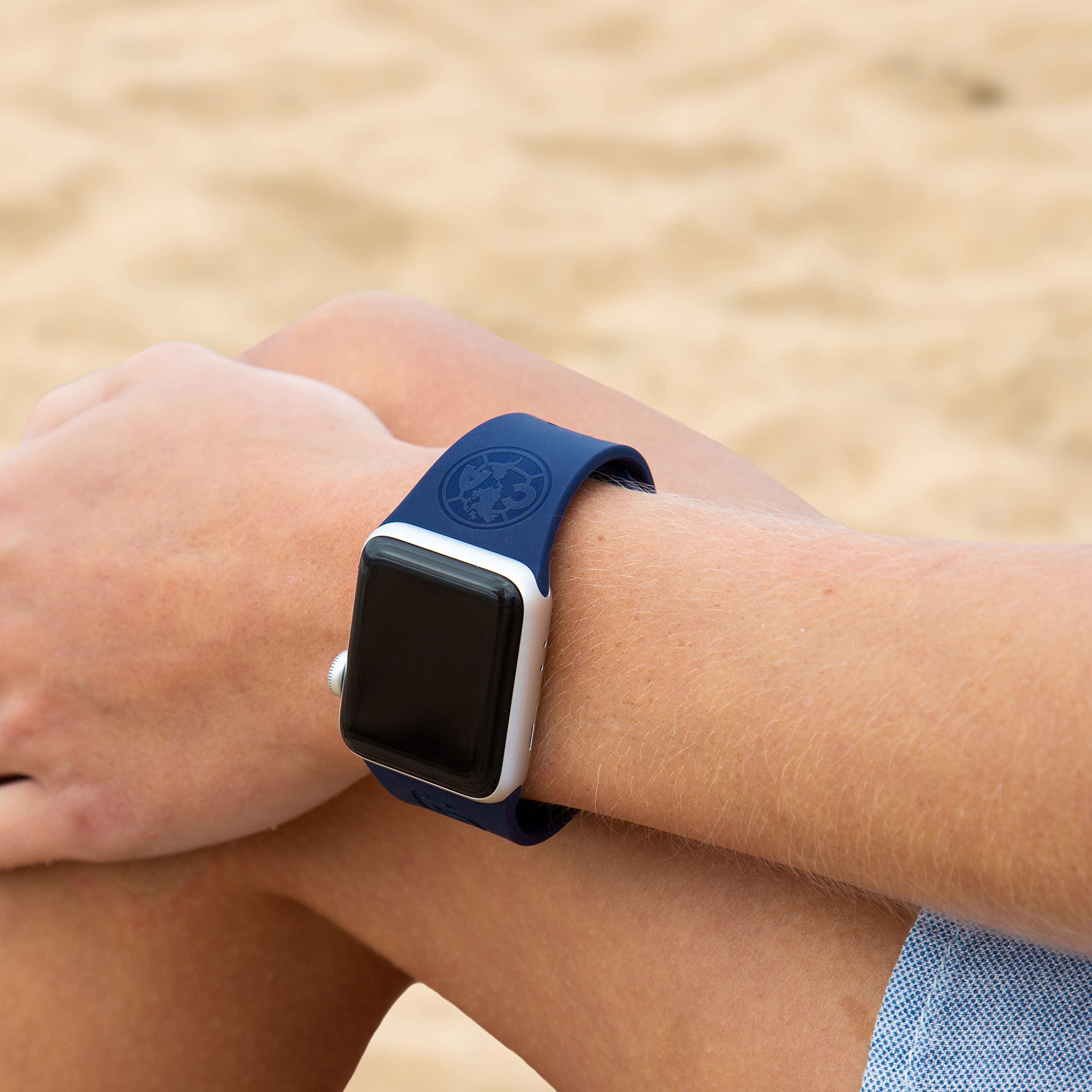 Affinity Bands Club America Engraved Silicone Sport Band Compatible with Apple Watch (42/44/45mm Navy)