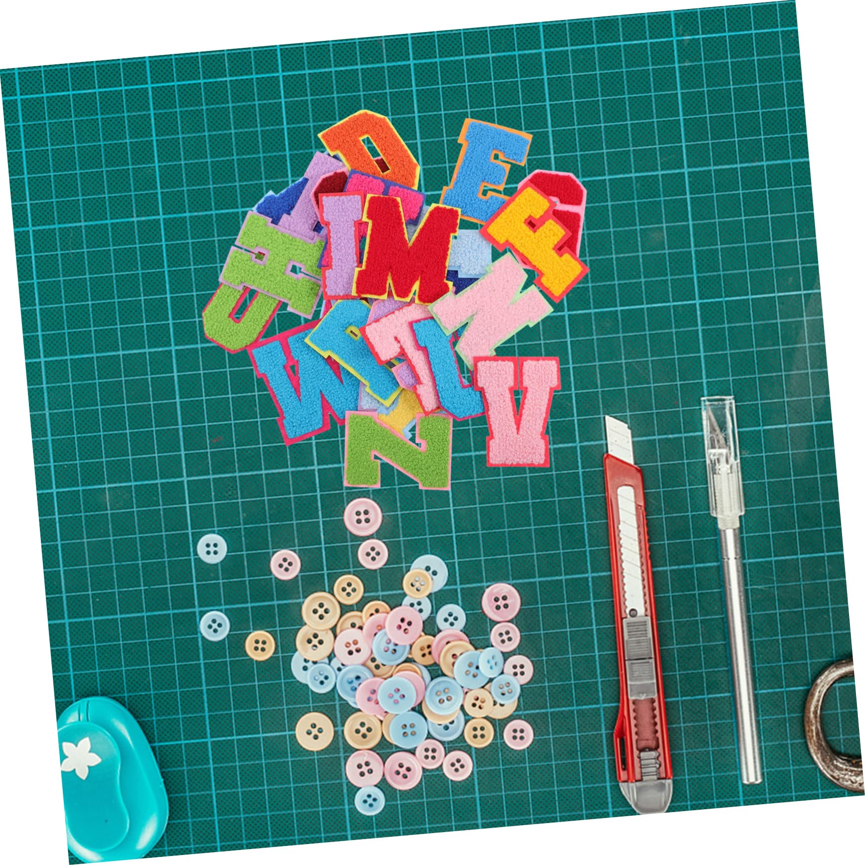 Angoily 3 Set Toppe Termoadesive Patches Ricamati Per Riparazione Abbigliamento E Decorazioni Fai Da Te Facili Da Applicare Su Vestiti Jeans Borse E 26 Pezzi * 3