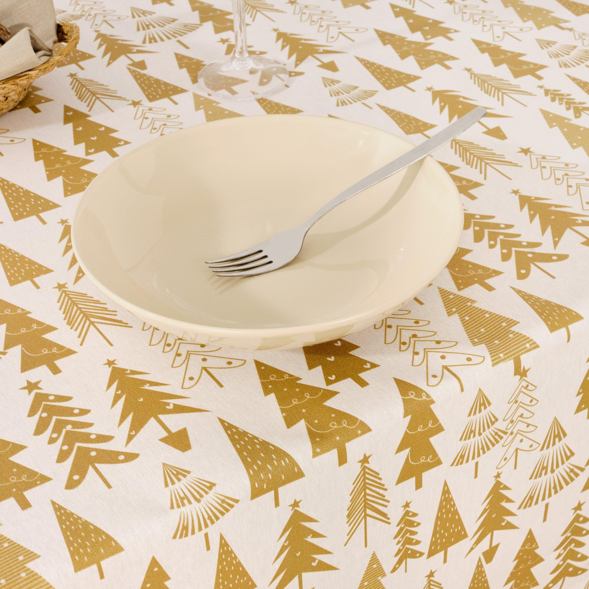 MANTEL RESINADO ANTIMANCHAS MODELO CHRISTMAS 31 GOLD