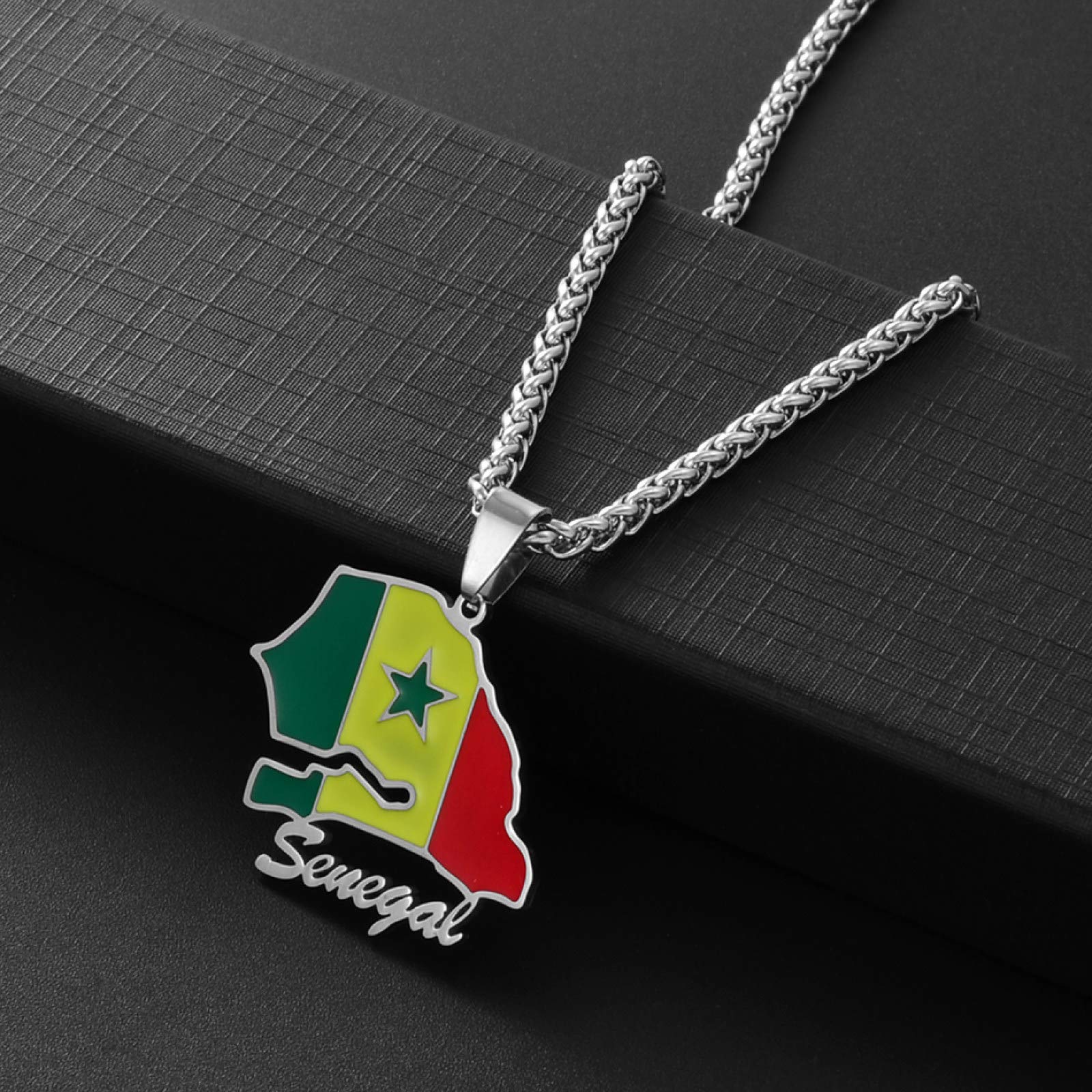 Collana Con Ciondolo Mappa Dell'Africa E Bandiera Del Senegal – Gioiello Etnico Unisex, Idea Regalo Significativo Per Amici