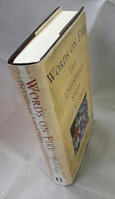 Portada de Words Of Fire: The Unfinished Story Ogf Yiddish