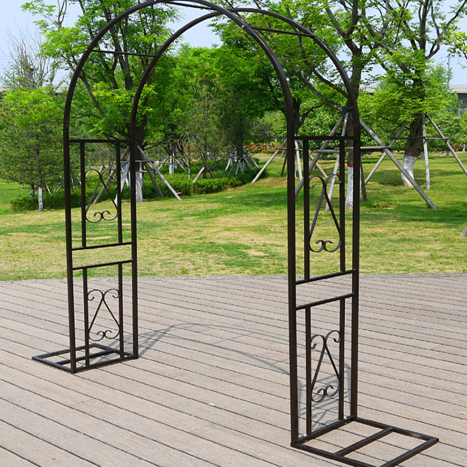Arche de jardin en métal marron avec treillis Iron Art intégré pour fêtes et rosiers