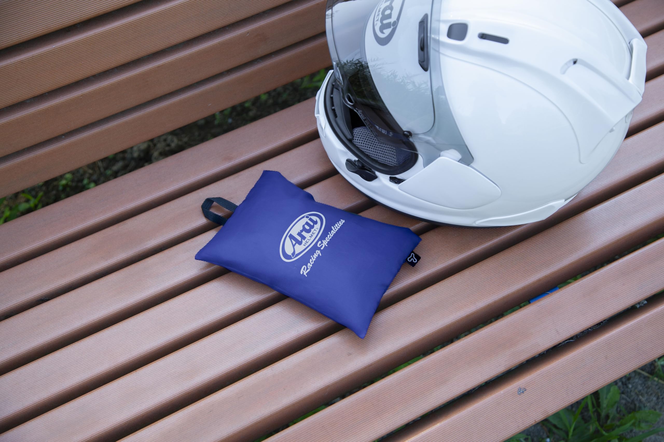 Amazon | アライ(Arai) ポケッタブルヘルメットトートバッグ 121507