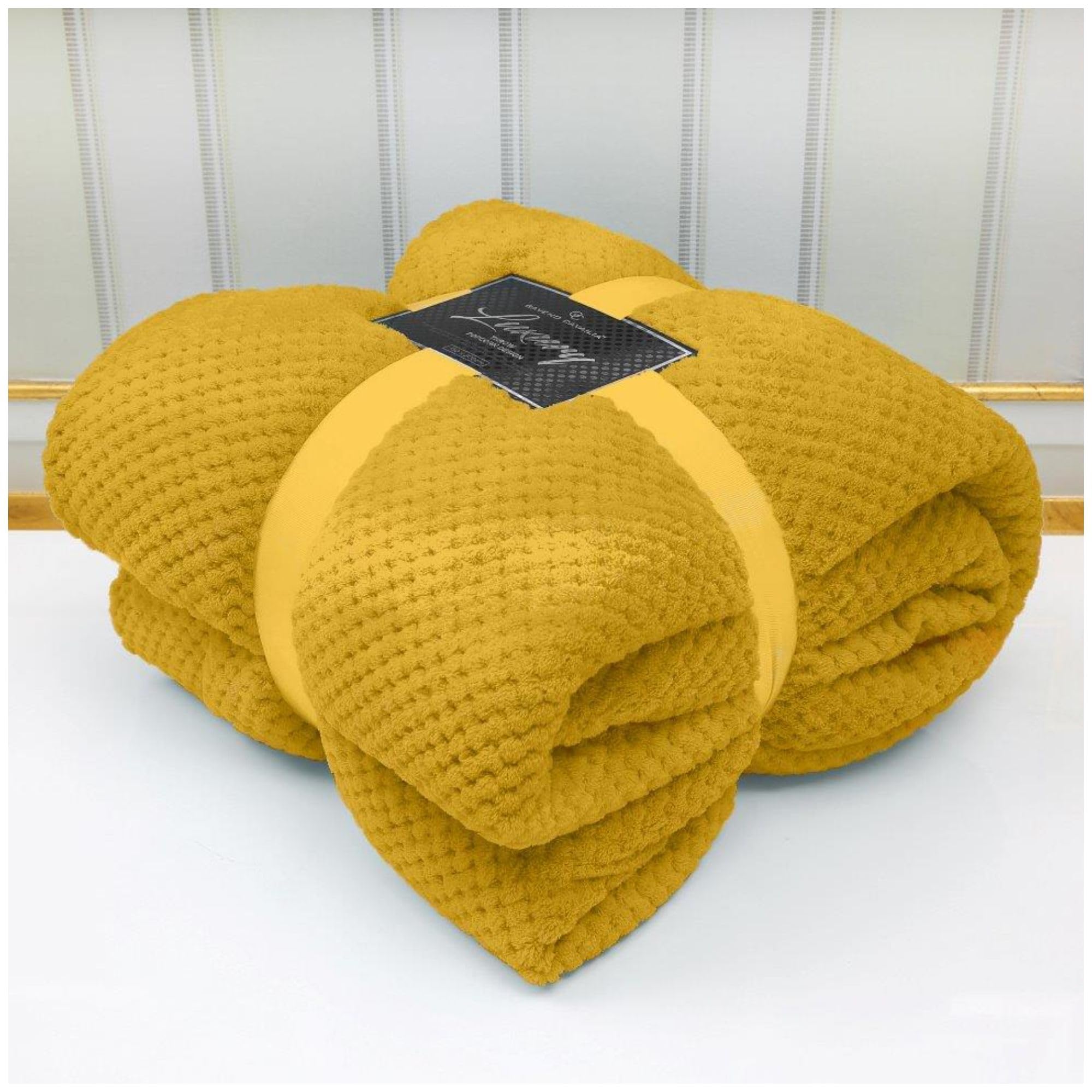 VELVETIO Luxury Waffle Fleece Popcorn Throw, Extra Large Thermal Warm Honeycomb Blanket, Soft & Cosy 100% Polyester Snuggle Sofa Bed Throws, 200 x 240cm, Ochre