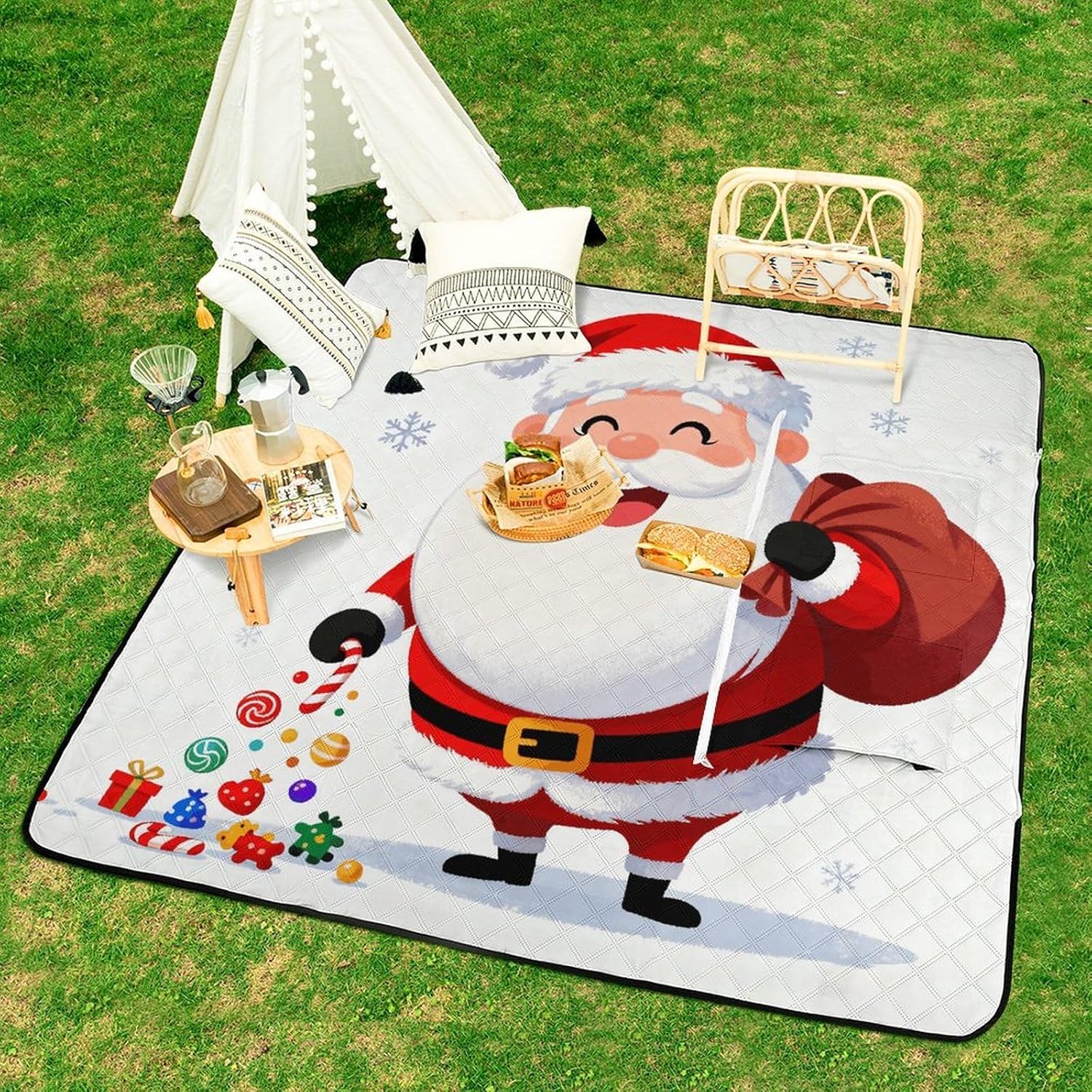 Funny Santa Claus Picnic Blanket with Zipper Water Resistant Sand Free Picnic Mat Washable Foldable Easy Carry Beach Blanket for Lawn Beach Hiking Camping