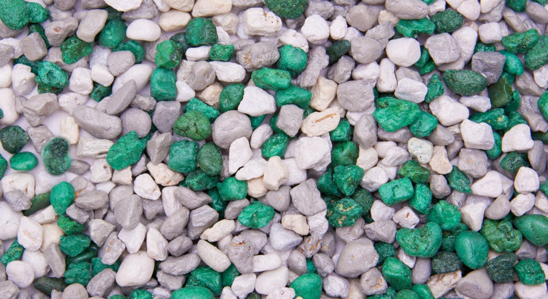 Dihl 20KG Unipac Aquarium Astral Stellar Gravel Stones, 5mm to 8mm Grain Size, Decorative Substrate, Non-Toxic Durable Epoxy Coated in Metallic Finish. White, Green, Silver Mix, 20 KG