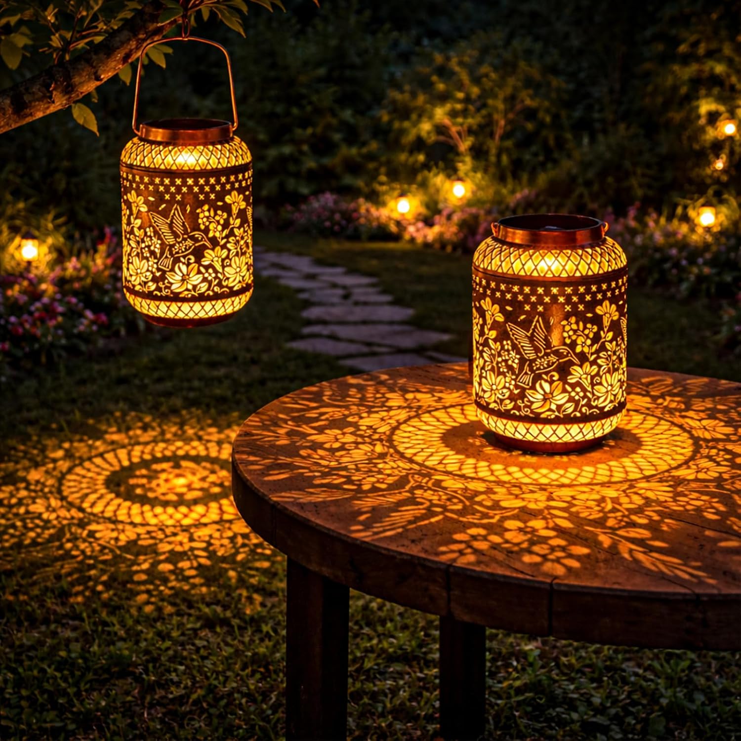 Solar Lanterns Outdoor Waterproof Hummingbird Hanging Solar Lights Garden Decor Gifts for Women Mom Grandma Sister Elegant Metal Solar LED Light Decoration Outside for Yard, Patio, Backyard, Porch