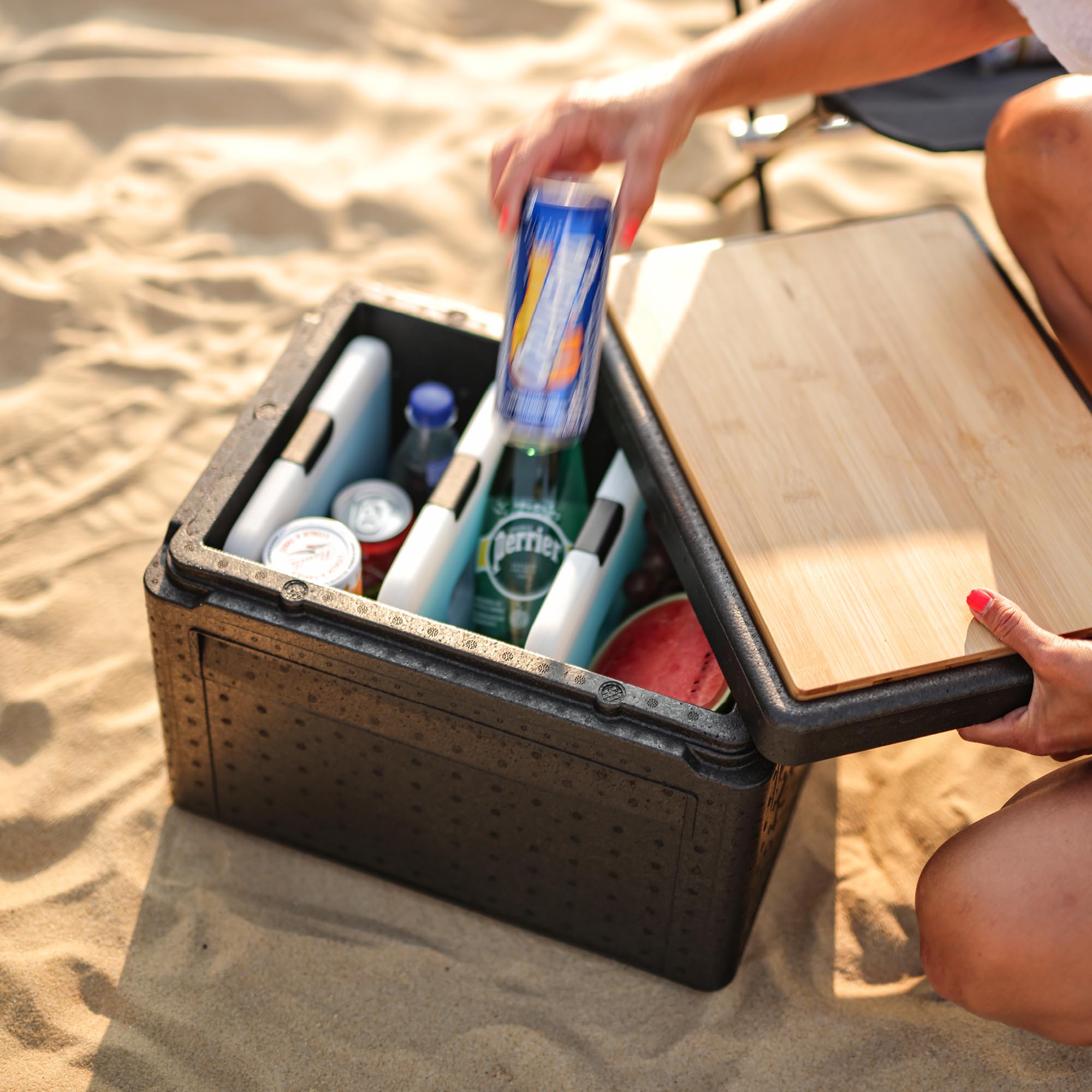 BOXIO - COOL: Kühlbox für Camping ohne Strom - Perfekte Kühltruhe mit unterschiedlichen Temperaturzonen Dank den BOXIO Kühlakkus - Thermobox für optimale Kühlung & Warmhaltung