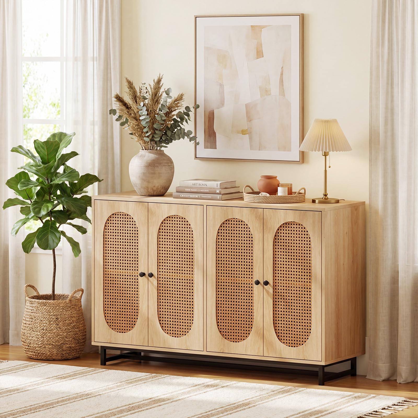 GIANTEX Credenza da Cucina a 4 Ante, con Rattan Decorativo, 126x40x81 cm | Mobile Contenitore Moderno in Legno con Ripiano Regolabile, Dispensa Buffet Lunga e Salvaspazio per Salotto e Ingresso