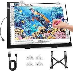 A4 Light Box Tekening - Diamond Painting Accessoires Light Pad Kit met Opvouwbare Standaard, Traploos Dimbaar 3 Niveaus Helderheid Lichtbord met Type-C Kabel, Ultradunne Tracing Lichtbak voor Schetsen A4 Light Box Tekening - Diamond Painting Accessoires Light Pad Kit met Opvouwbare Standaard, Traploos Dimbaar 3 Niveaus Helderheid Lichtbord met Type-C Kabel, Ultradunne Tracing Lichtbak voor Schetsen
