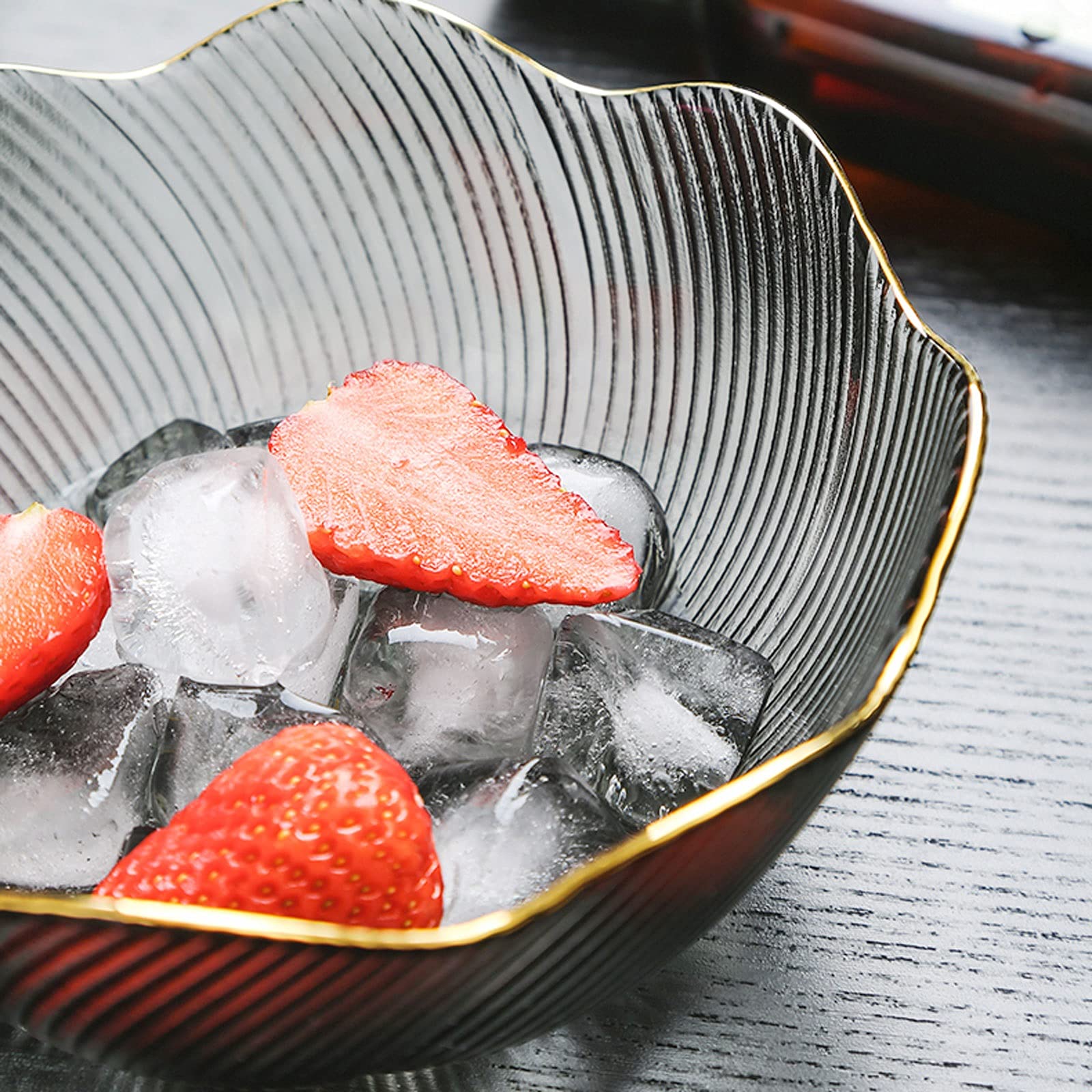 Dessertschale Snackschale Kristallglasschale 4 Stück Set gehämmerte Salatschale können unregelmäßige Obstplattenkorn-Pasta-Schüssel einstellen Hochtemperatur-beständiges transparentes Glas Müslischale