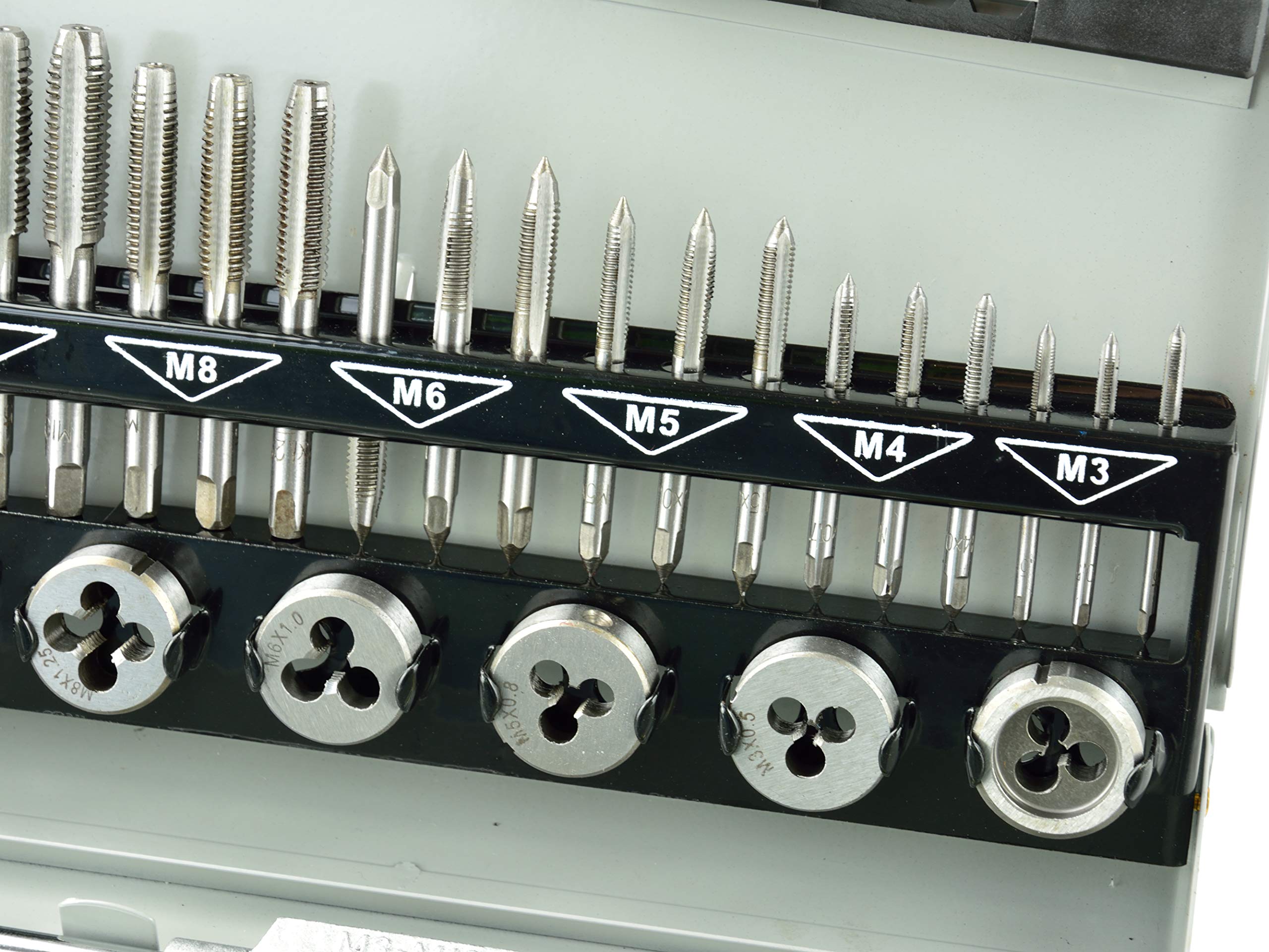BSD Set Maschi e Filiere per Filettare - Metrica - Set Maschi, Set Filiere, Giramaschi, Girafiliere - M3-M12-32 Pezzi