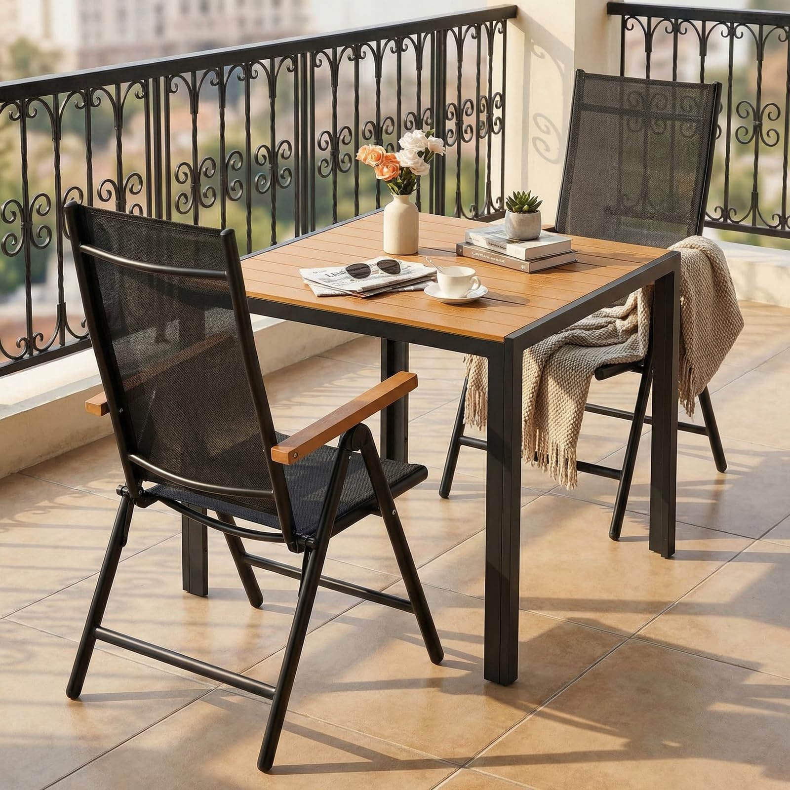 LIFERUN Juego de muebles de jardín de aluminio y WPC, 3 piezas para balcón, 2 sillas plegables y resistentes, 1 mesa de jardín con respaldo alto