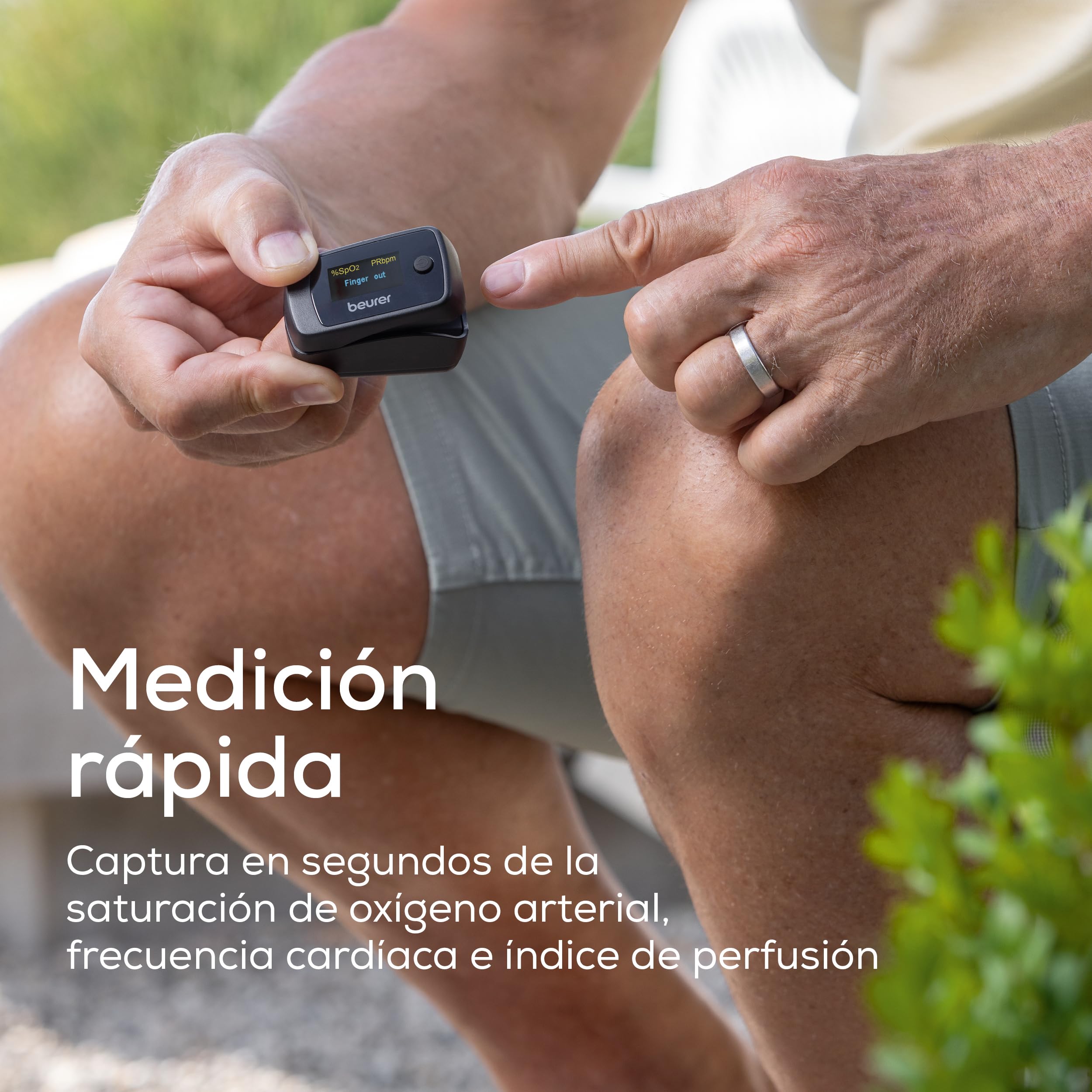 Beurer PO 45 Pulsioxímetro, medición de la saturación de oxígeno (SpO2), la frecuencia cardíaca (pulso) y el índice de perfusión (PI), uso indoloro, pantalla en color