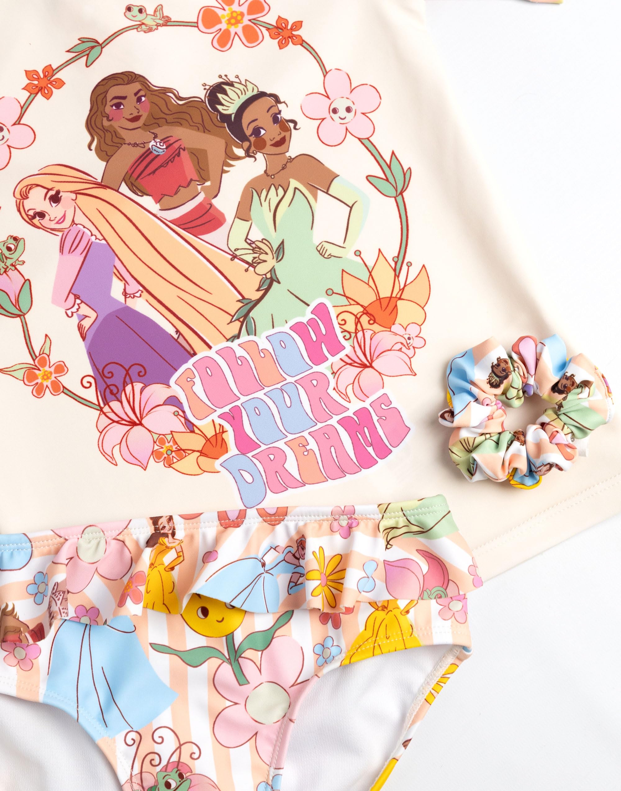 Disney Rapunzel, Vaiana und Tiana – Dreiteiliges Bikini-Set für Mädchen | Kurzarm-Rashguard mit Reißverschluss und Haargummi | Prinzessinnen-Strandmode | Strandoutfit für den Urlaub
