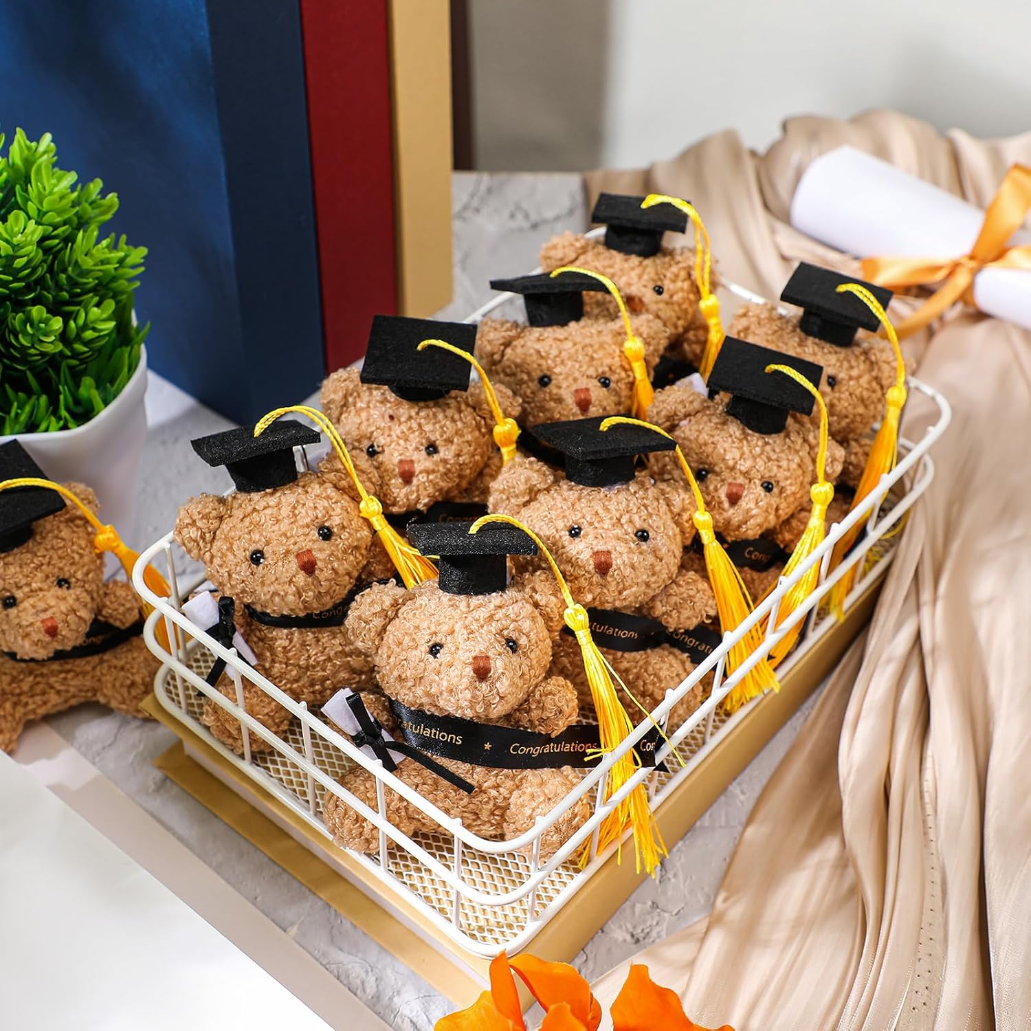 Blueweenly 24 Pcs 2026 Mini Graduation Bears Bulk Small Graduation Stuffed Animals 4‘' Tiny Plush Bear with Diploma DIY Present Class of 2026 Prom Party Decor Congratulation Gifts(Black)