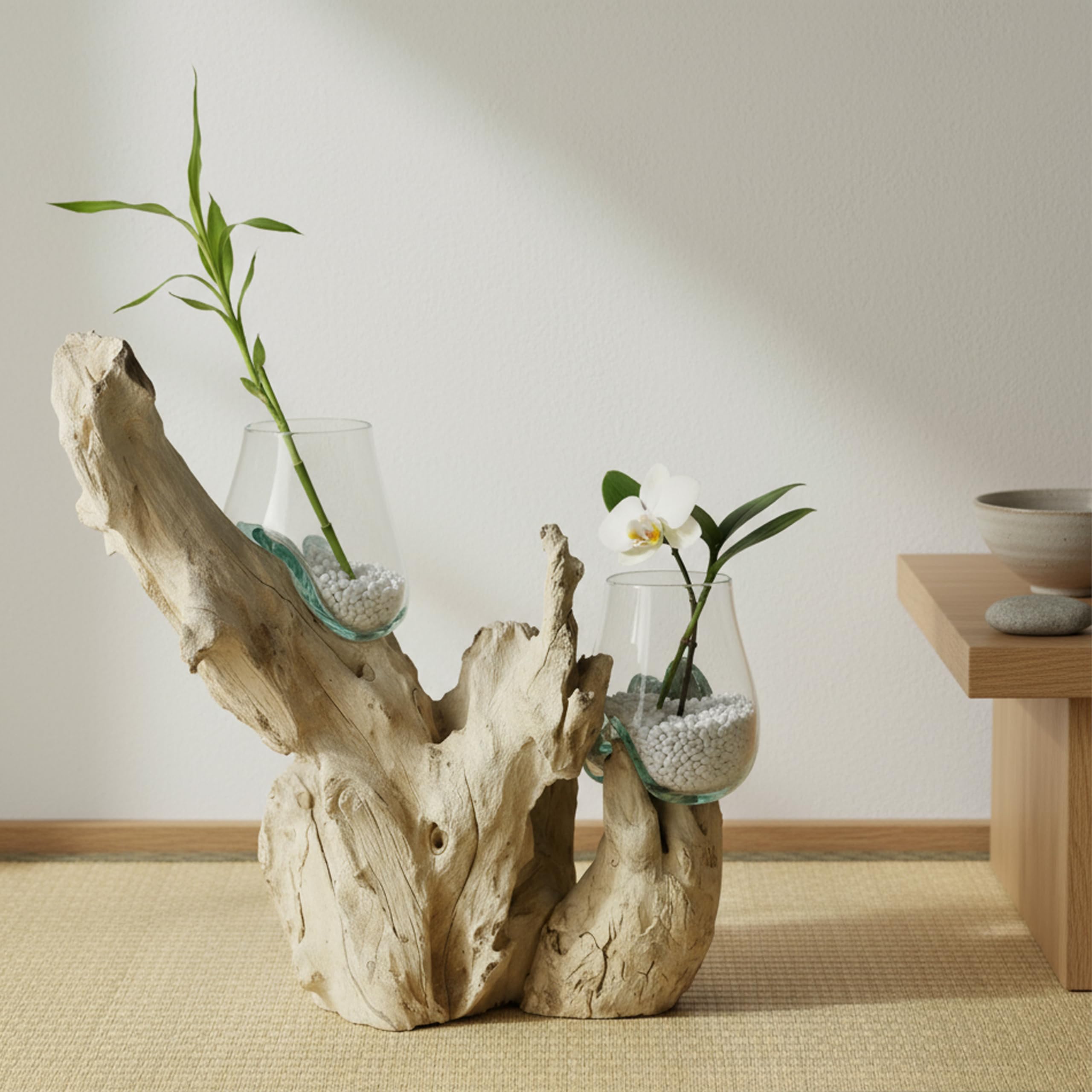 ART-CRAFT Handgefertigte Gamalwurzel mit 2 mundgeblasenen Recyclingglas-Schalen, Natur-Unikat, nachhaltige Wurzelholzkunst, ca. 40x20x20 cm, Vase, Terrarium, Einzelstück, Deko für Wohnzimmer