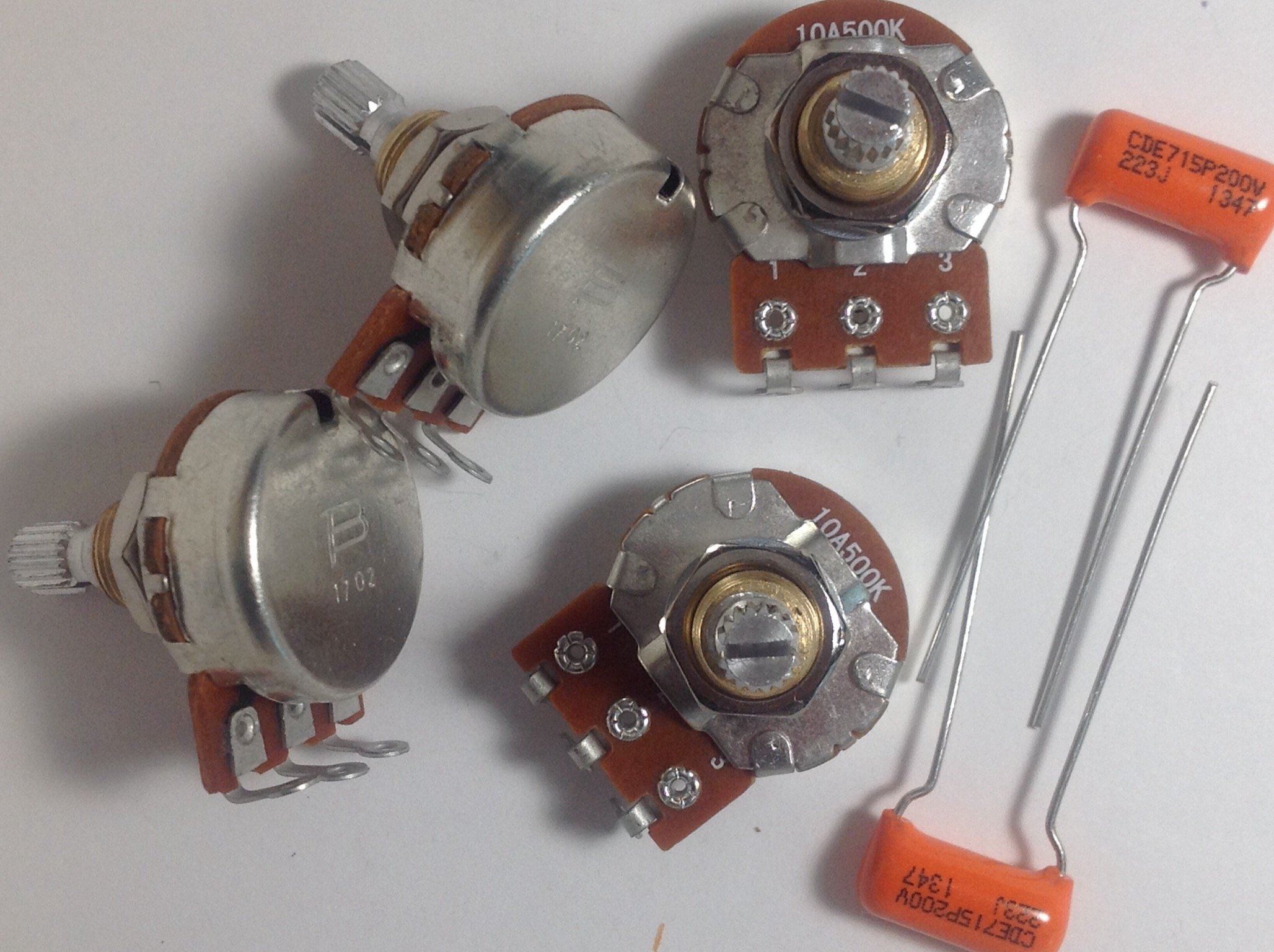 4 x Bourns 500KA Pots Coarse Split Shaft Short US Thread with 2 .022uf 715P Orange Drop Tone Capacitors