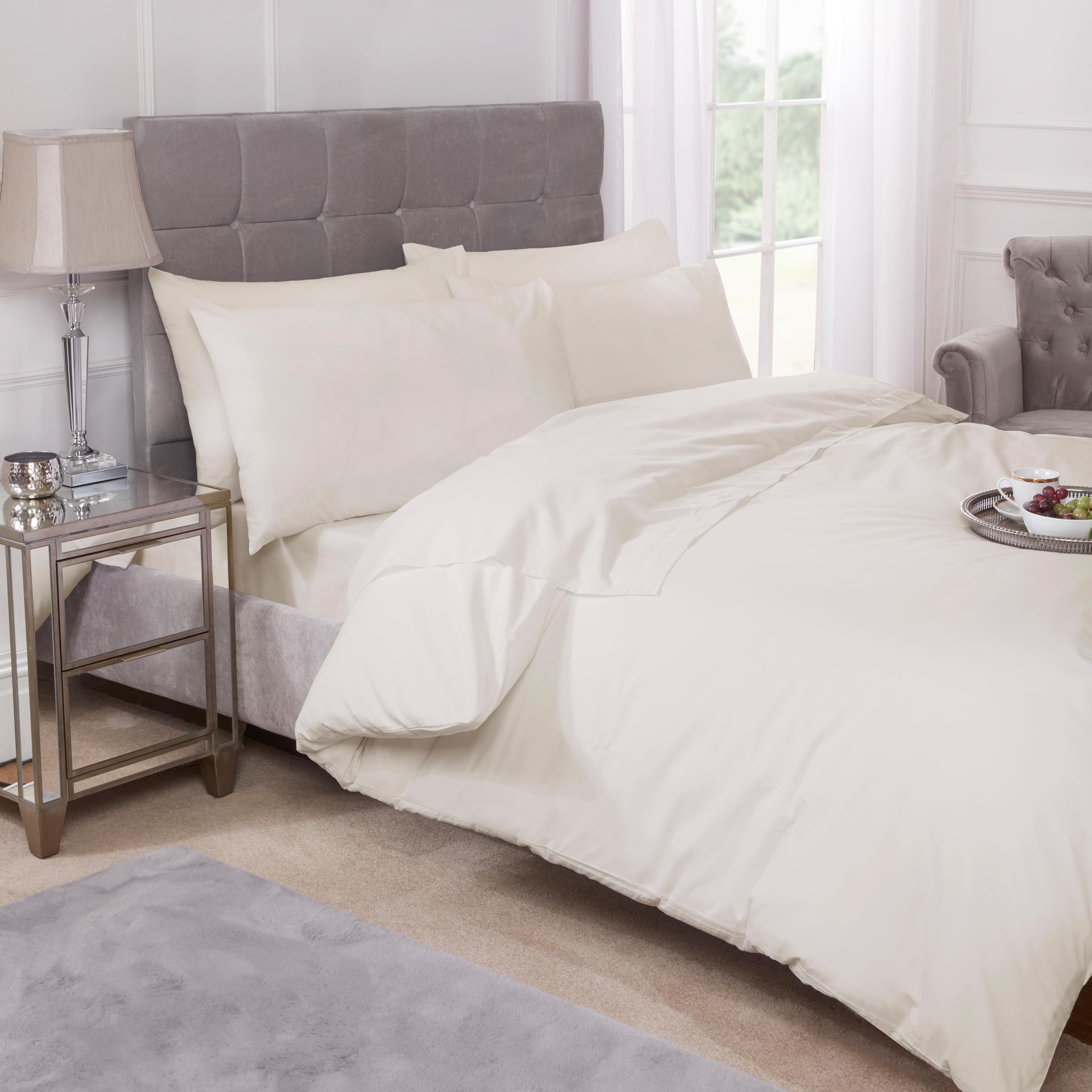Emma Barclay  Cream Duvet Set 180 Thread Count Polycotton Percale in Size Superking, Sports Direct