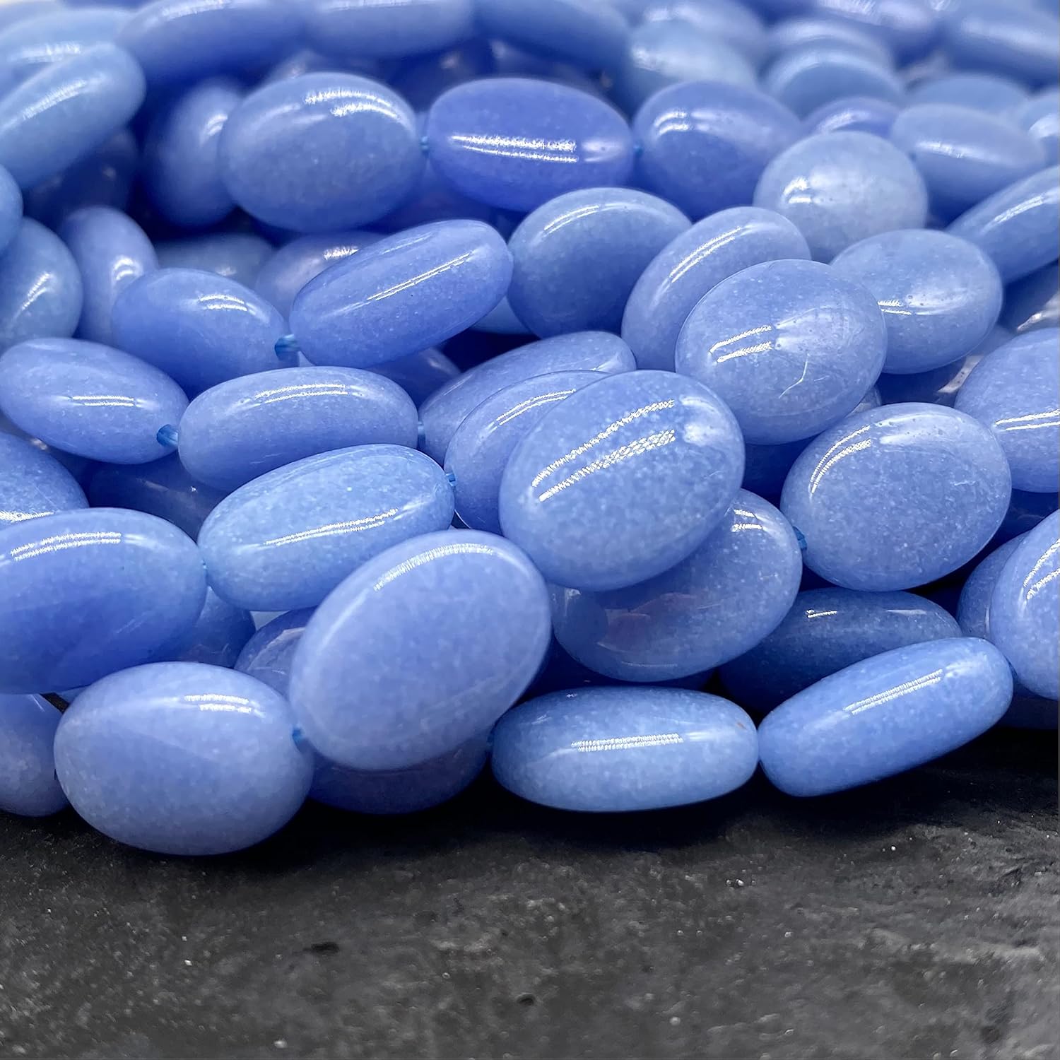 ABCGEMS Glow-in-Dark Mexican Sky-Blue Aragonite Beads (AKA Cave Calcite- Extremely Rare) Healing Crystal Chakra Stone Ideal for Bracelet Necklace Ring DIY Jewelry Making Smooth Oval 13X18mm