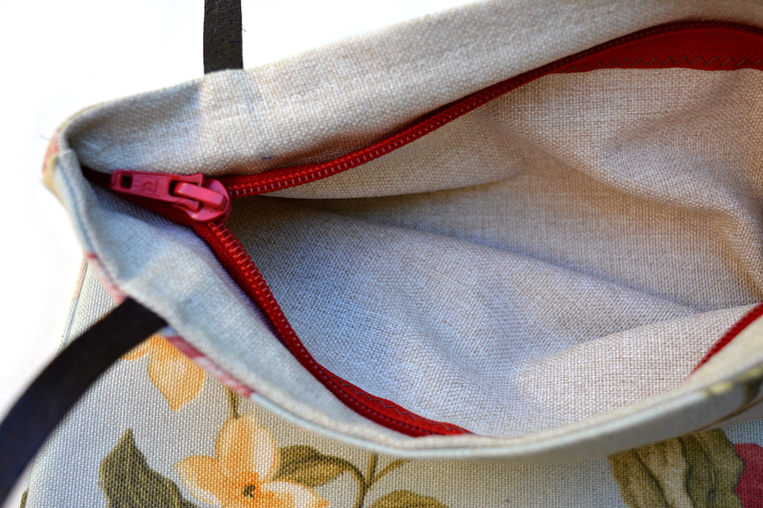 Bolso de hombro con cremallera para mujer. Bolso de tela.
