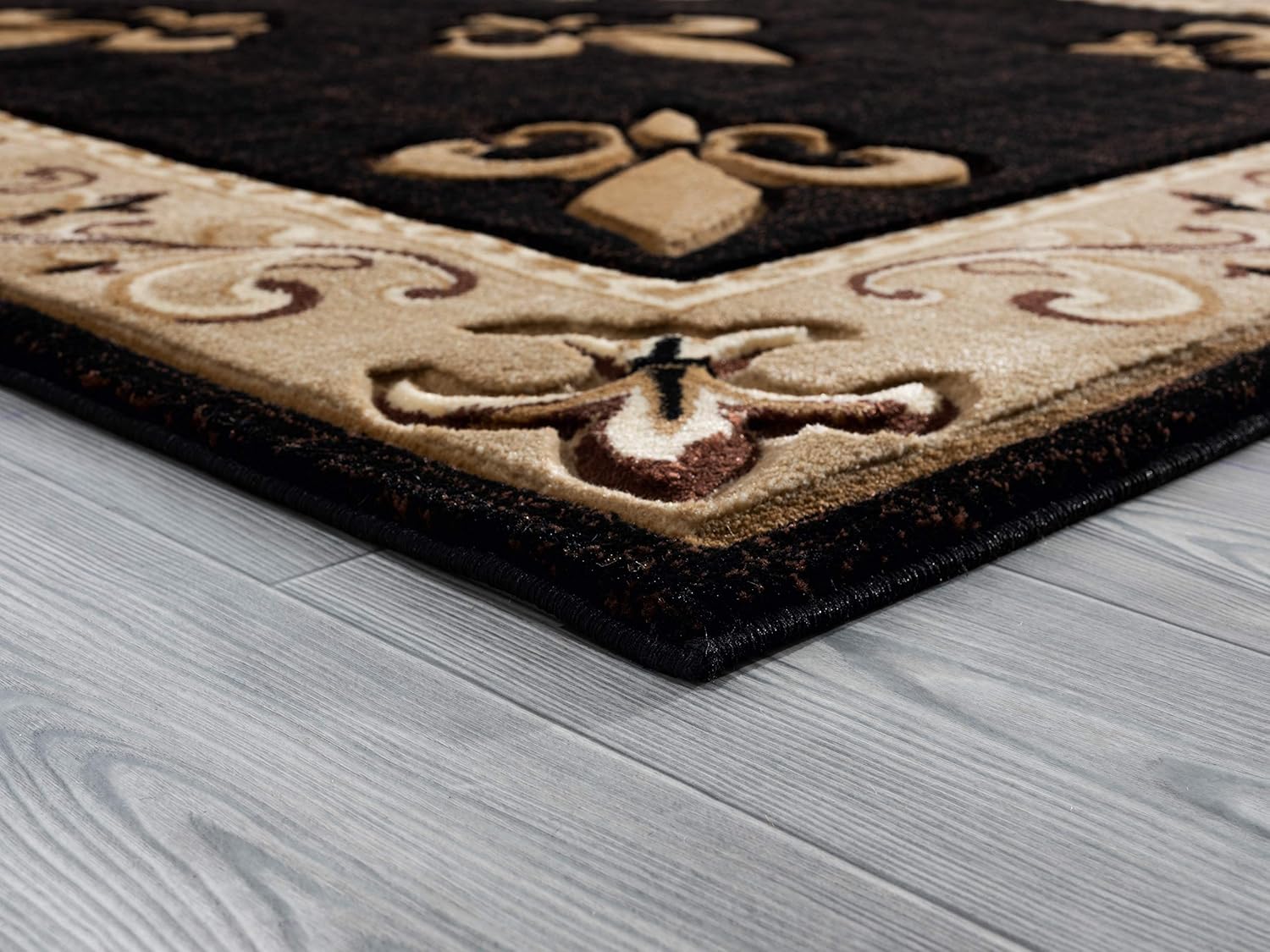 United Weavers of America Bristol Casselton Beige Accent Rug, 1'10" x 2'8"
