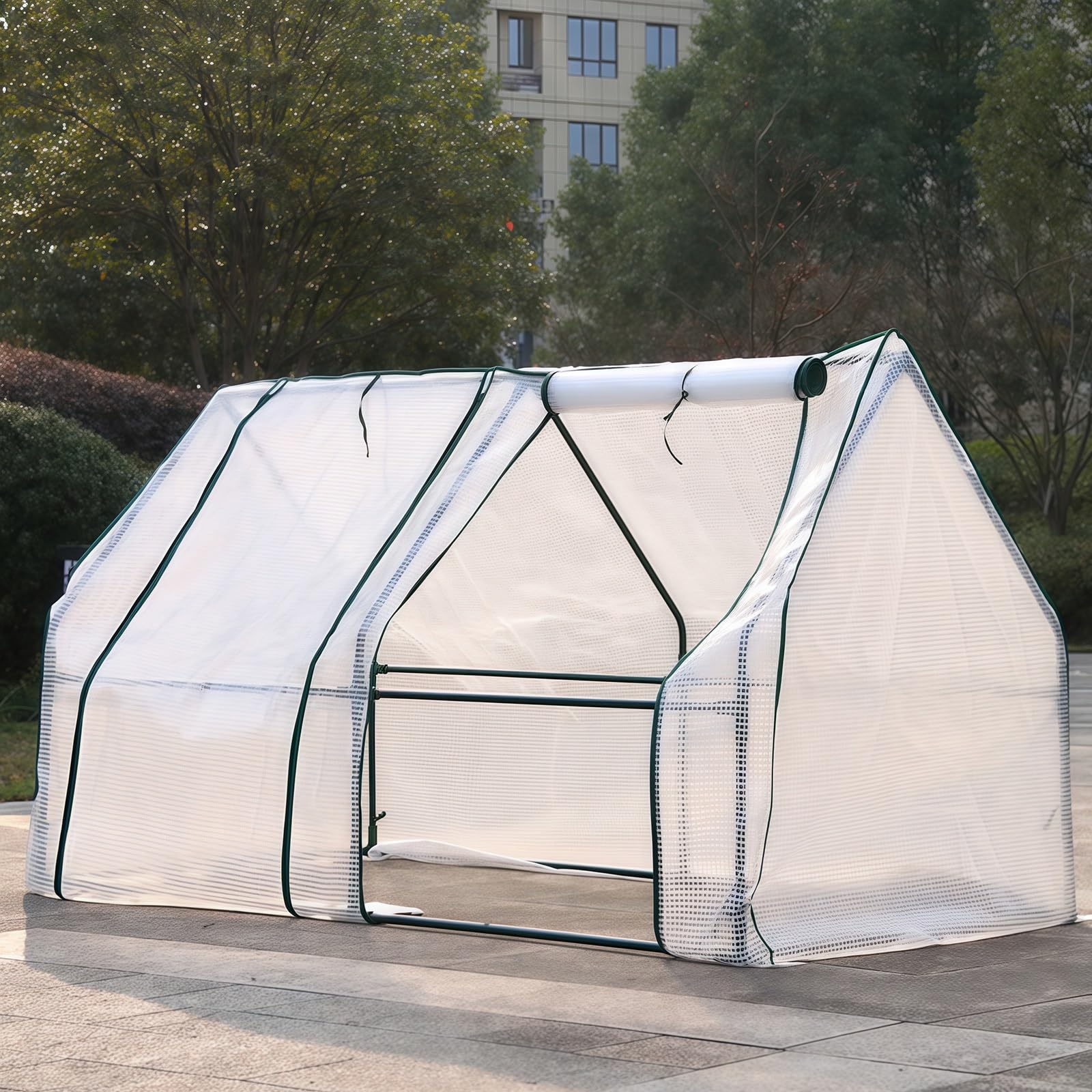 Podwyższone łóżka ogrodowe, mini ogród zimowy, mała szklarnia na dziedziniec i balkon