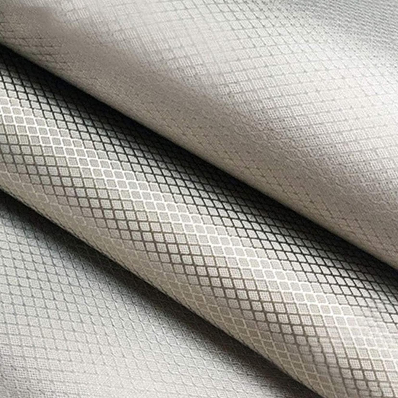 Tissu fibre argent contre les interférences : isolation EMI et blocage micro-ondes