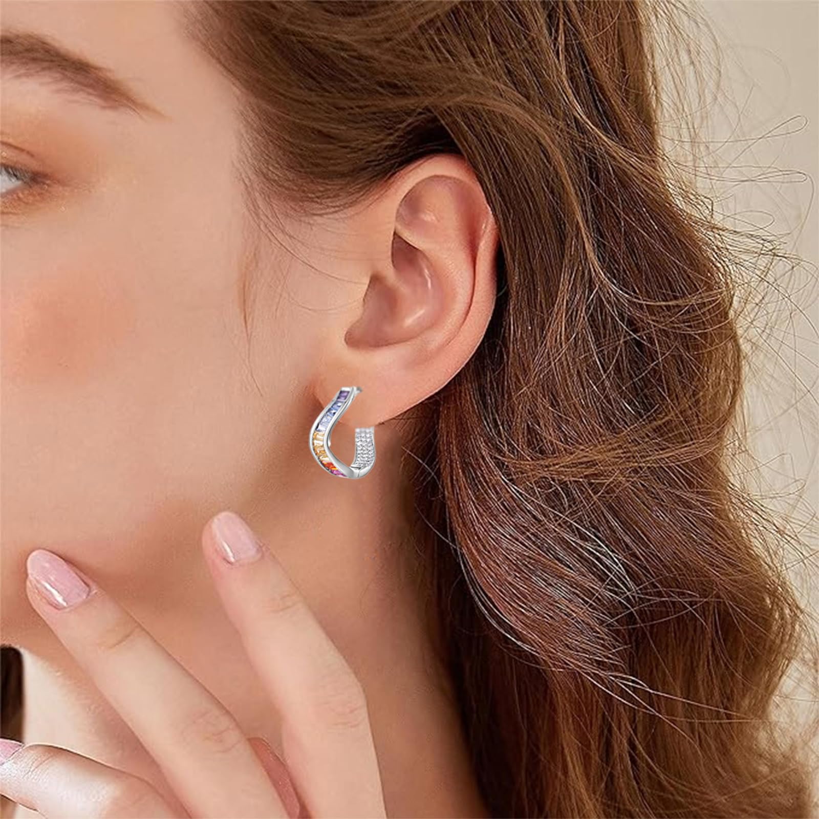 Orecchini a cerchio donna alone irregolare in argento S925 e zirconi cubici arcobaleno - Orecchini in argento qualità premium tutte le occasioni - Unici e alla moda