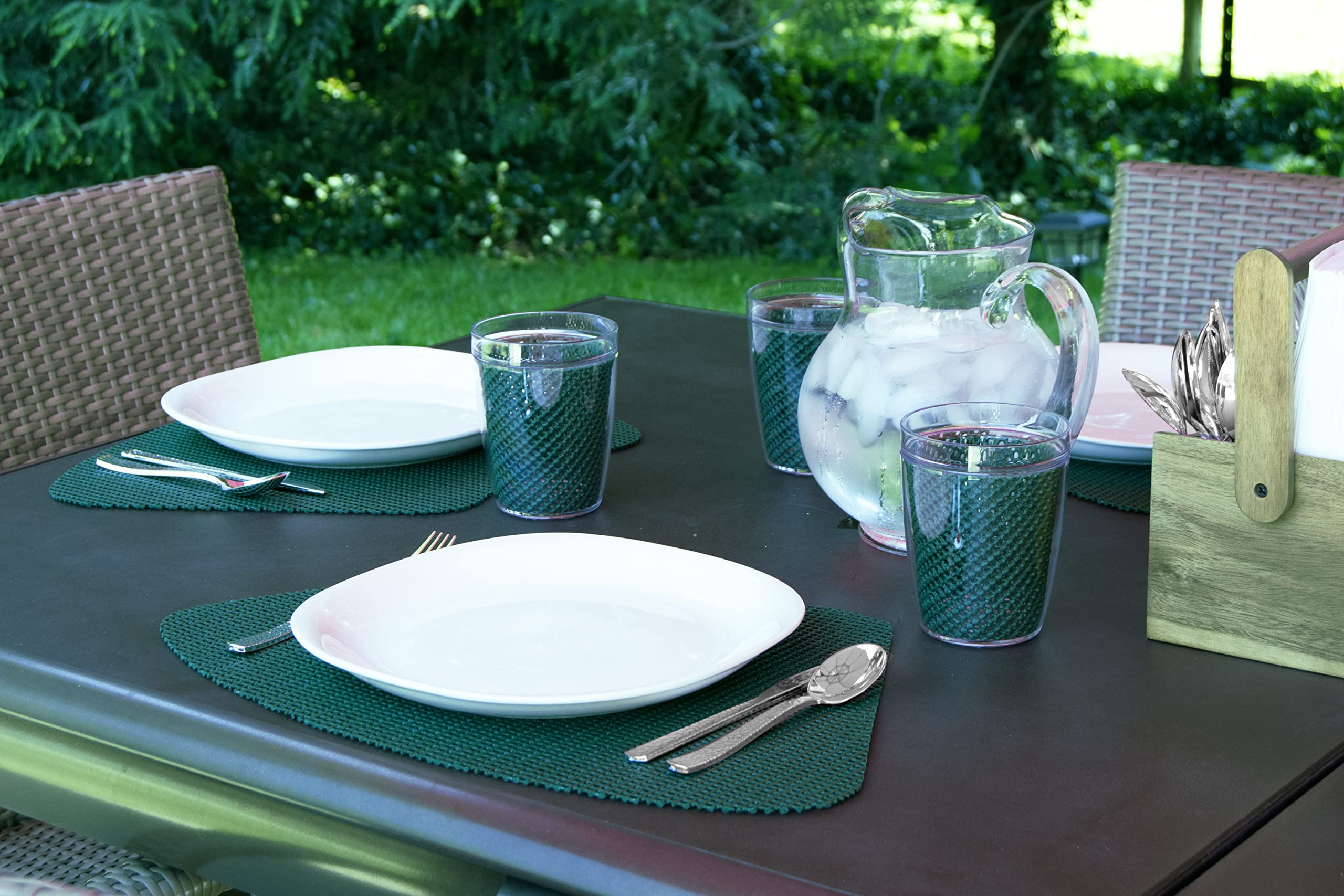 Kraftware Wedge Placemats For Round Outdoor Tables