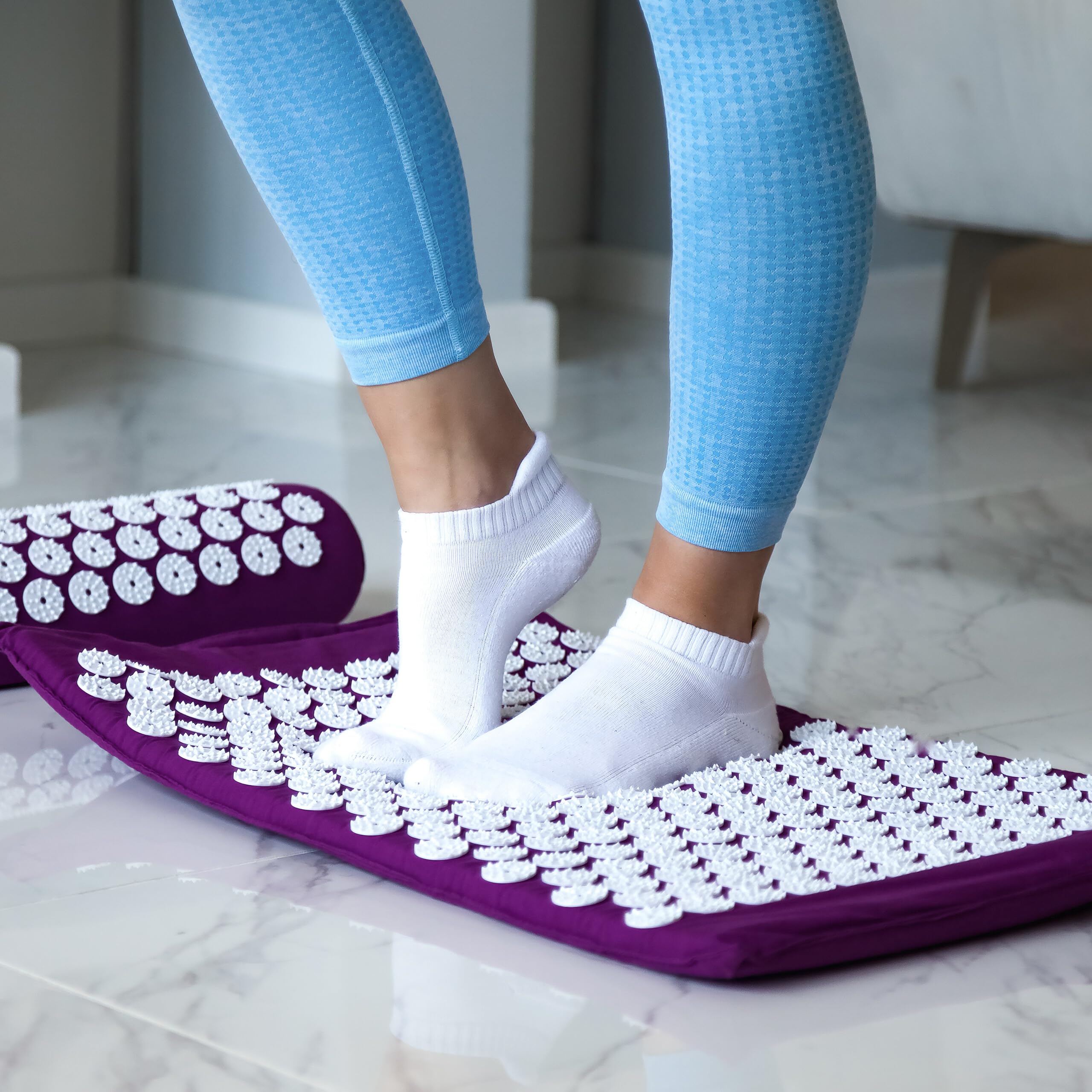Relaxdays Tapis d’acupression avec Coussin, Sac de Rangement, pour Le Dos, Picots, réduisant Le Stress, Violet
