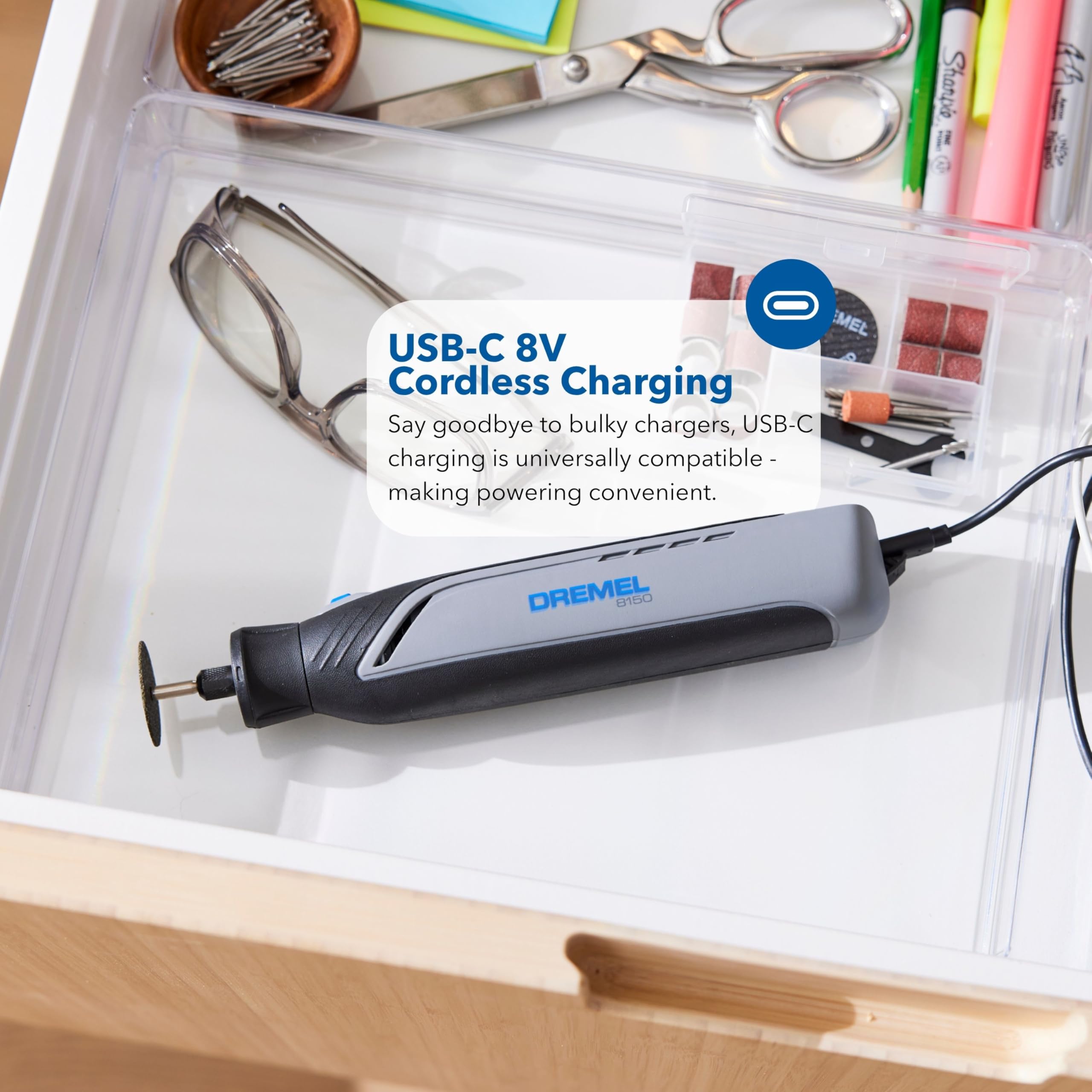 Dremel 8150 8 V Akku-Drehwerkzeug-Set mit LED-Nasenkappe und 20
