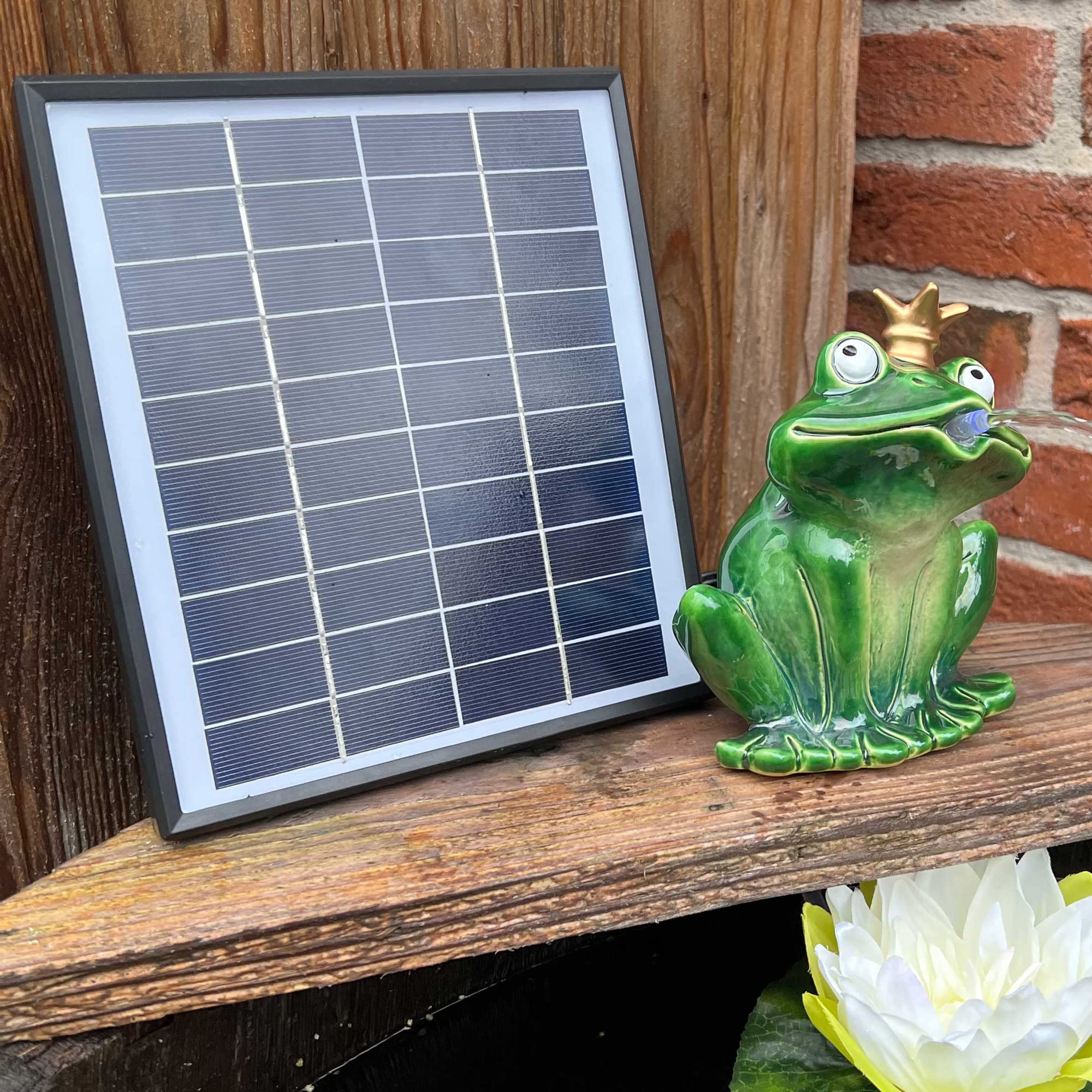 Storm's Gartenzaubereien Solar Teichpumpe mit Akkuspeicher 6,5W Solar Panel Laufzeit ohne Sonne 4-5 Stunden