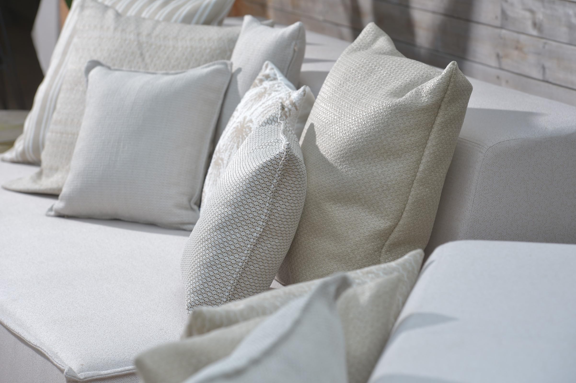 H.O.C.K. - Agora Outdoor Kissen Pamela - Strapazierfähig, Wasserabweisend, UV-beständig, Dekokissen für Gartenmöbel (Marble Beige Ecru, 60x40cm)