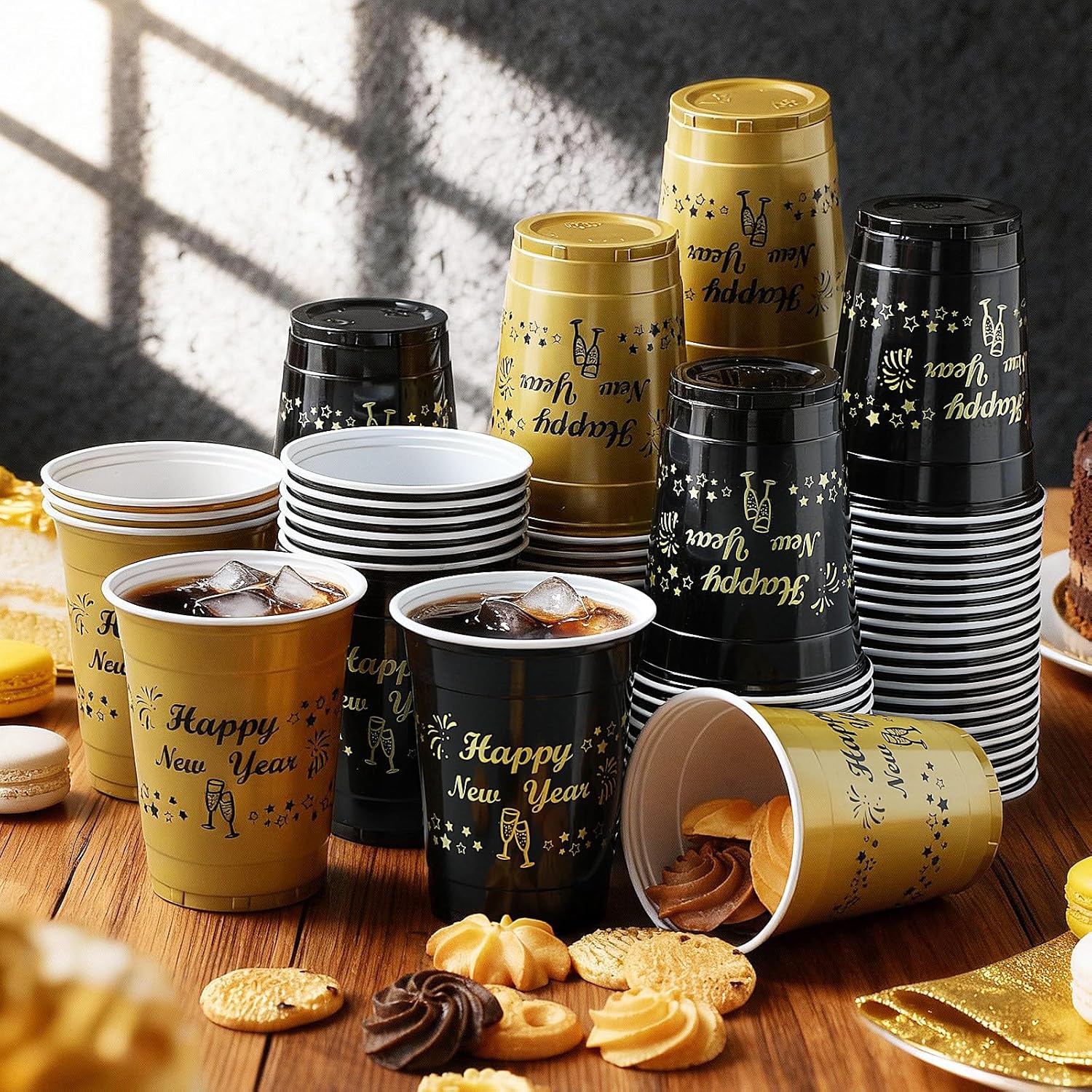 Vesici 50 Pcs 12 oz Happy New Year Disposable Plastic Cups Black Gold Drinking Cups New Year Party Supplies for Holiday Christmas - Image 2