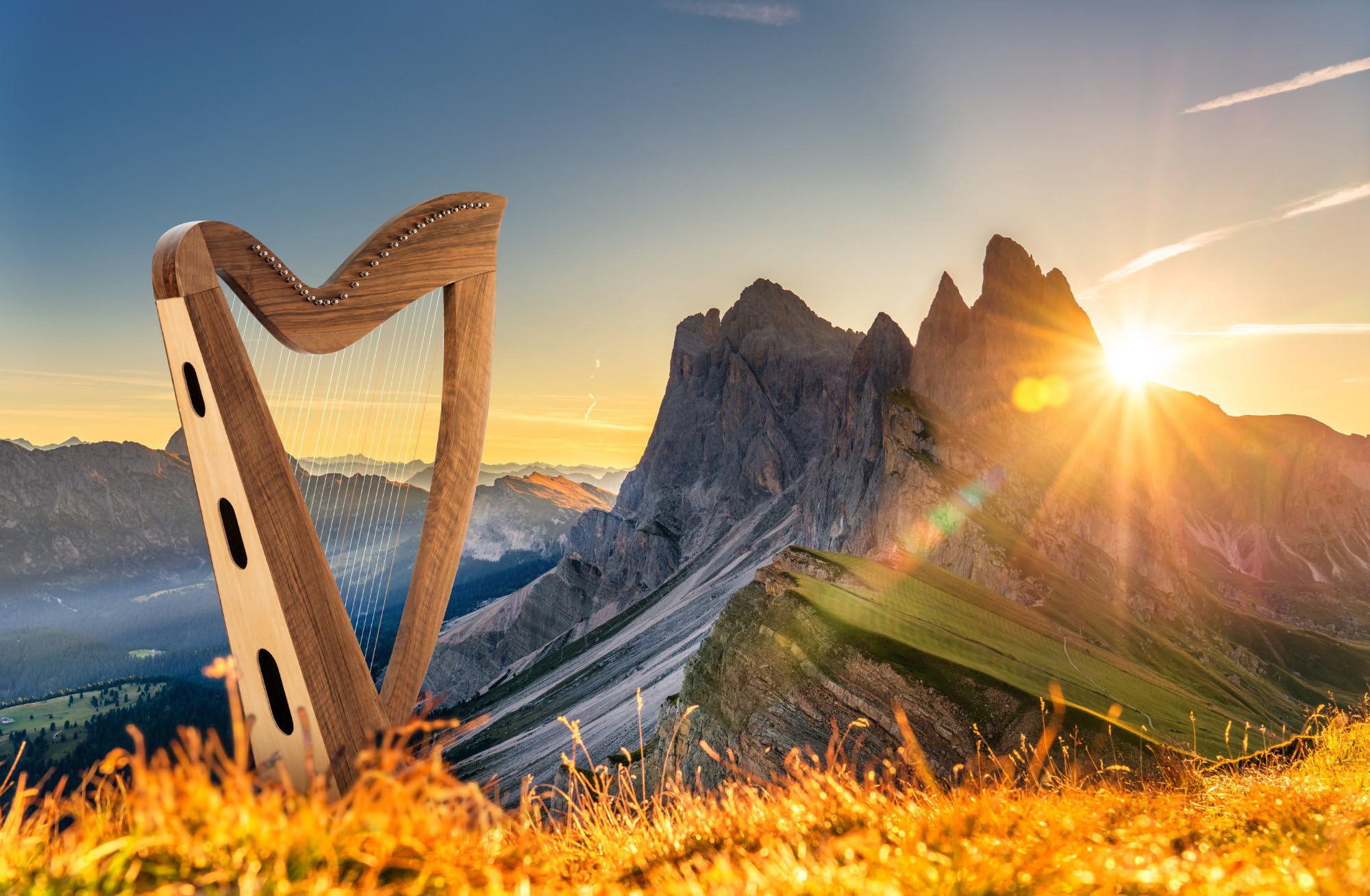 Classic Cantabile H-29 WN Arpa Celtica 29 corde, accordatura Mi bemolle maggiore, meccanica a semitoni, legno noce, include borsa e 2 chiavi, altezza 101 cm.