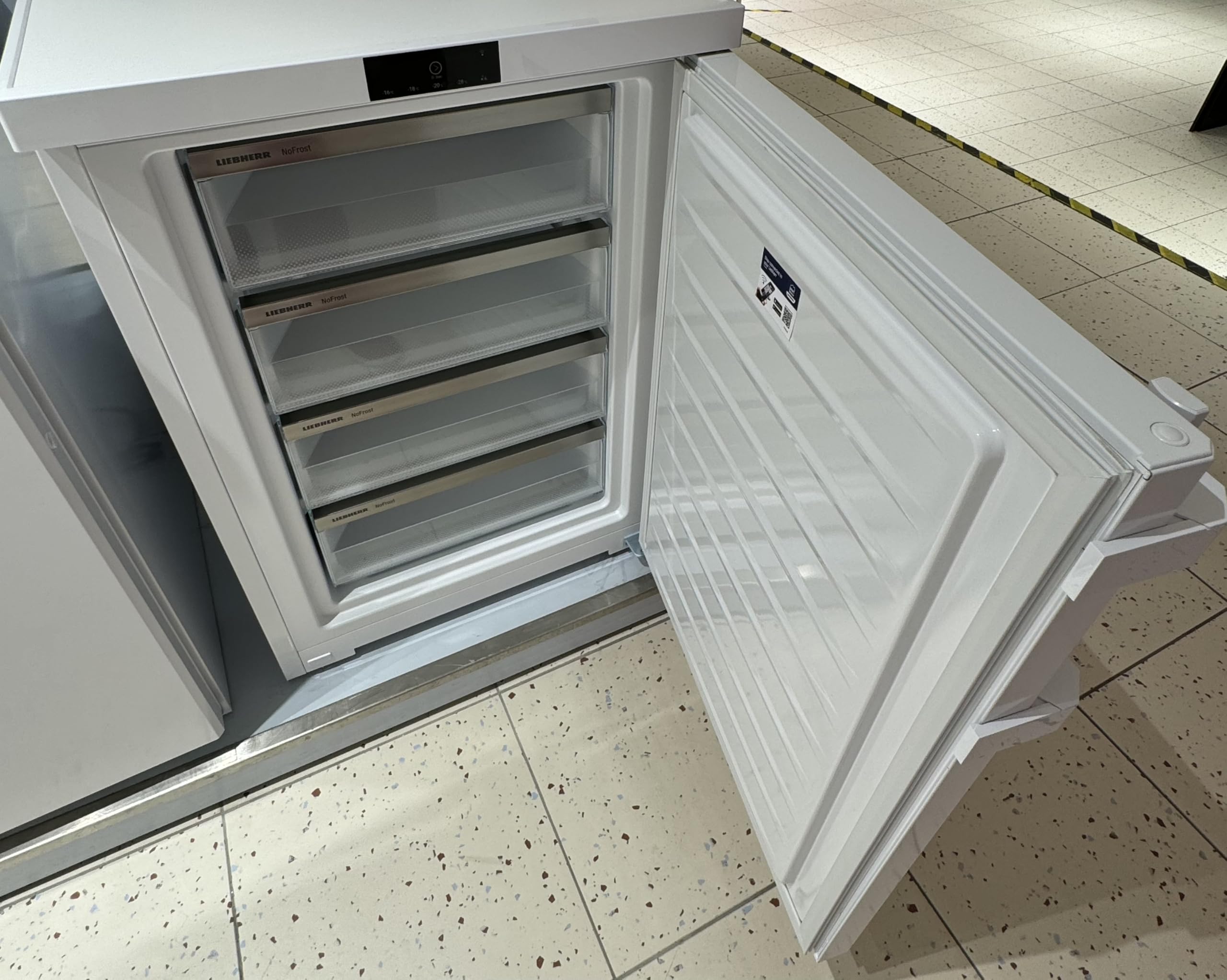 かいりページ Liebherr FNdi 1624 001 20 Congelador verticales NoFrost Table-Top