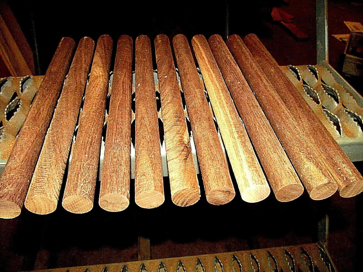 12 Pieces Round Dowel Kiln Dried Walnut Wood Lumber 12" X 15/16" Diameter